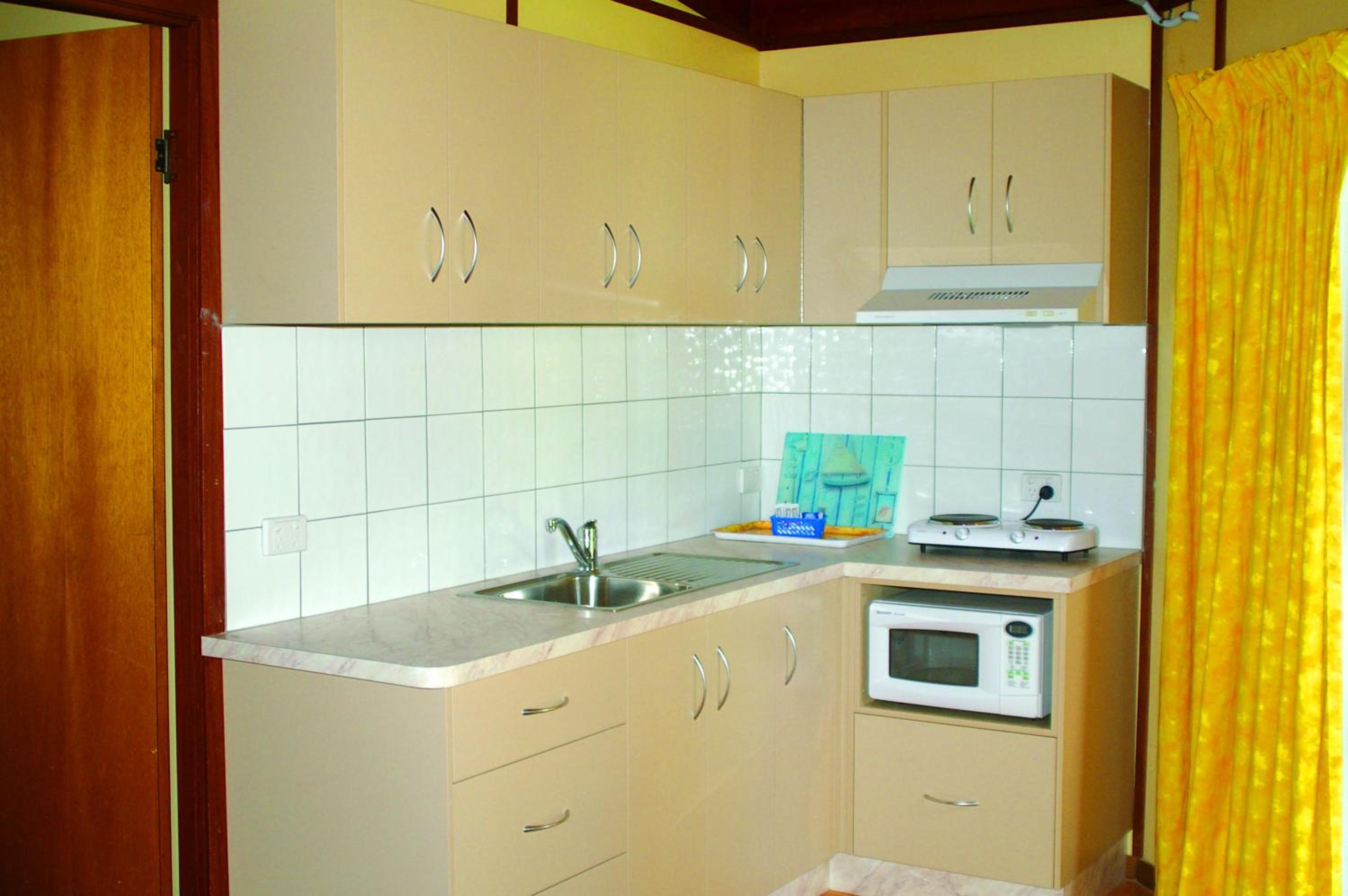 Smugglers Cove Holiday Village