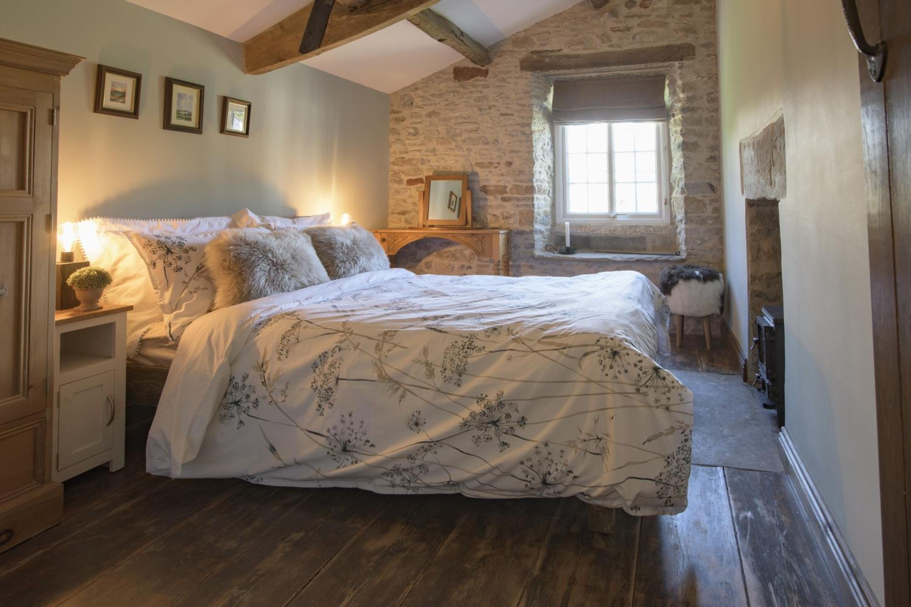 Pond Cottage
