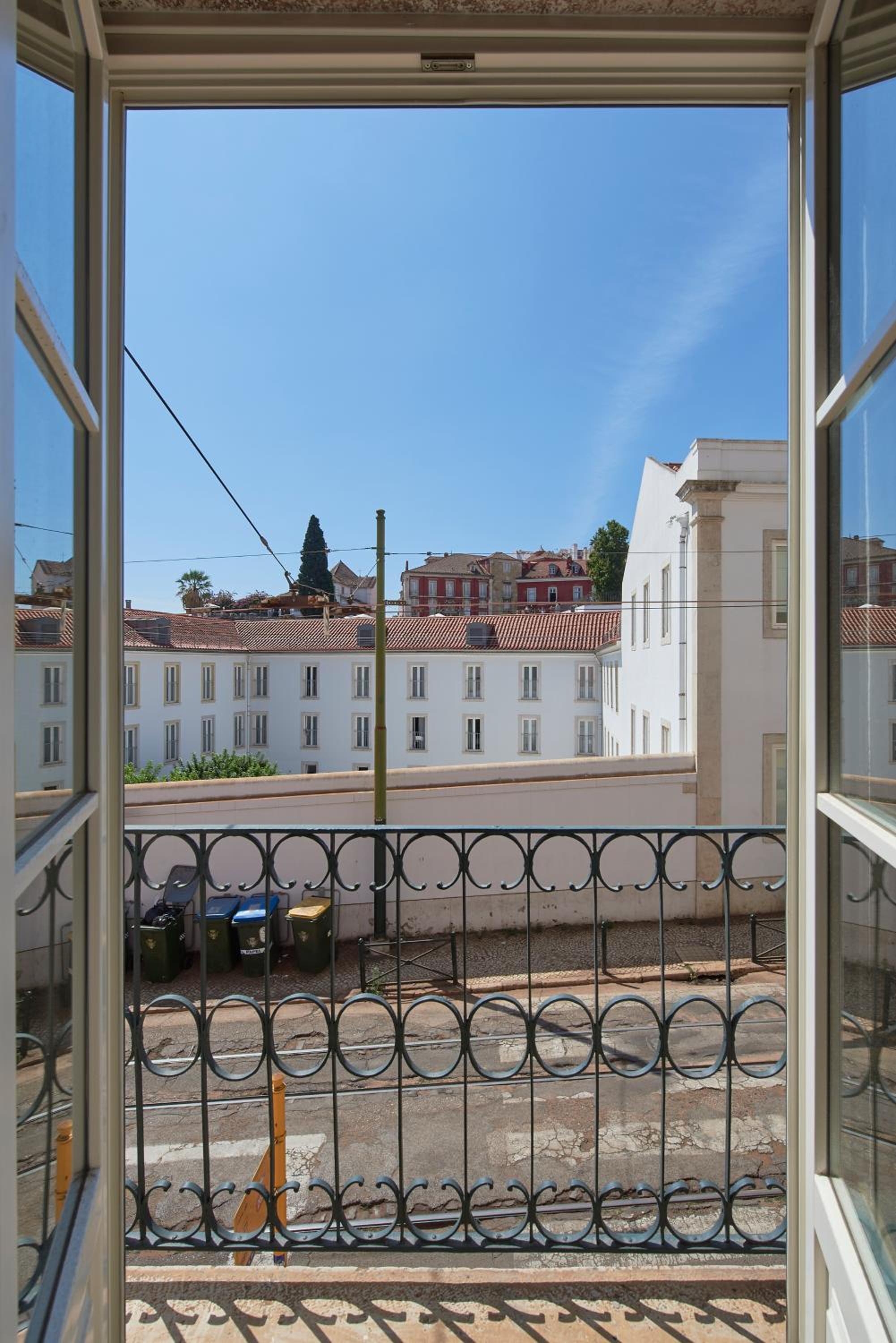 Alfama Village