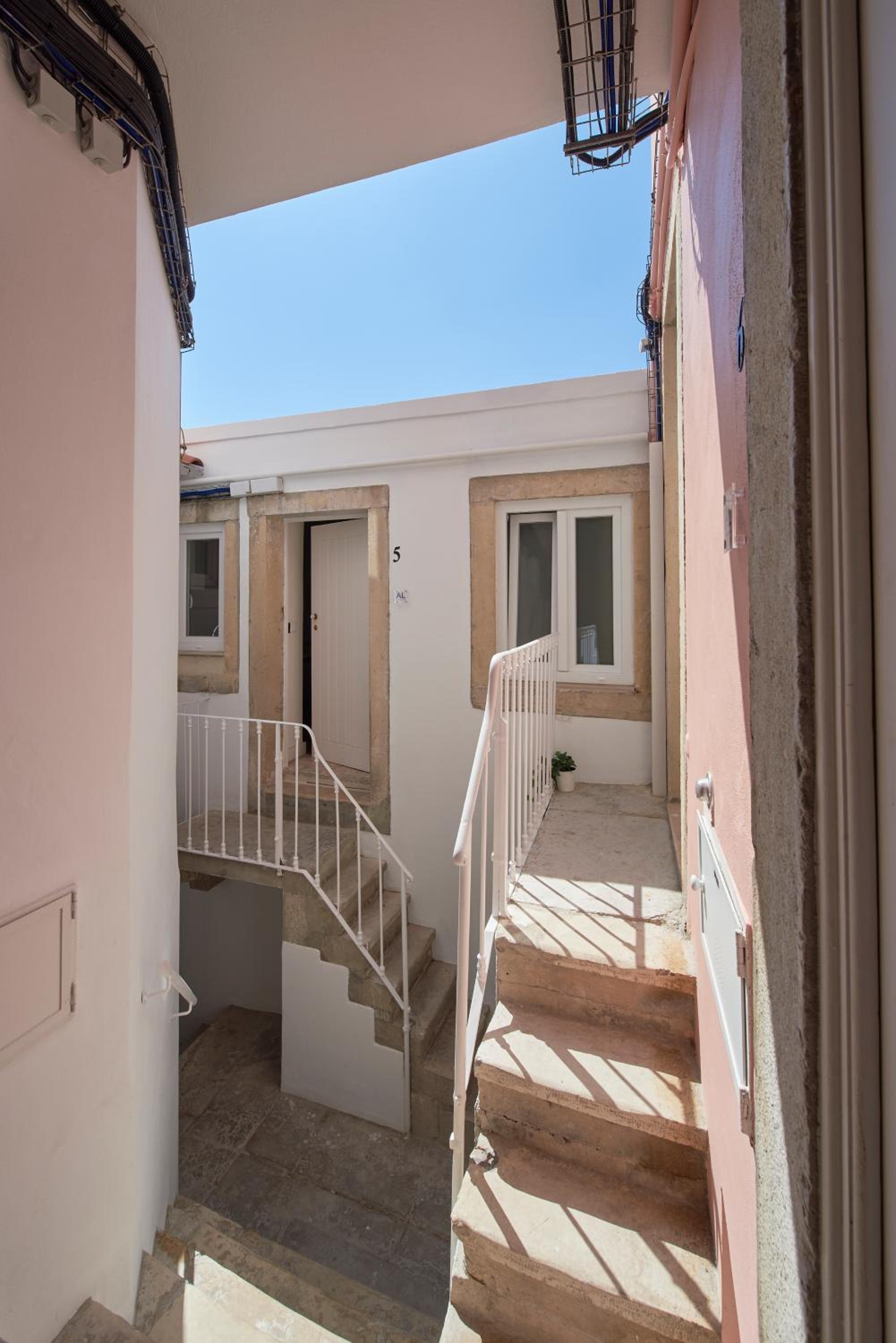 Alfama Village