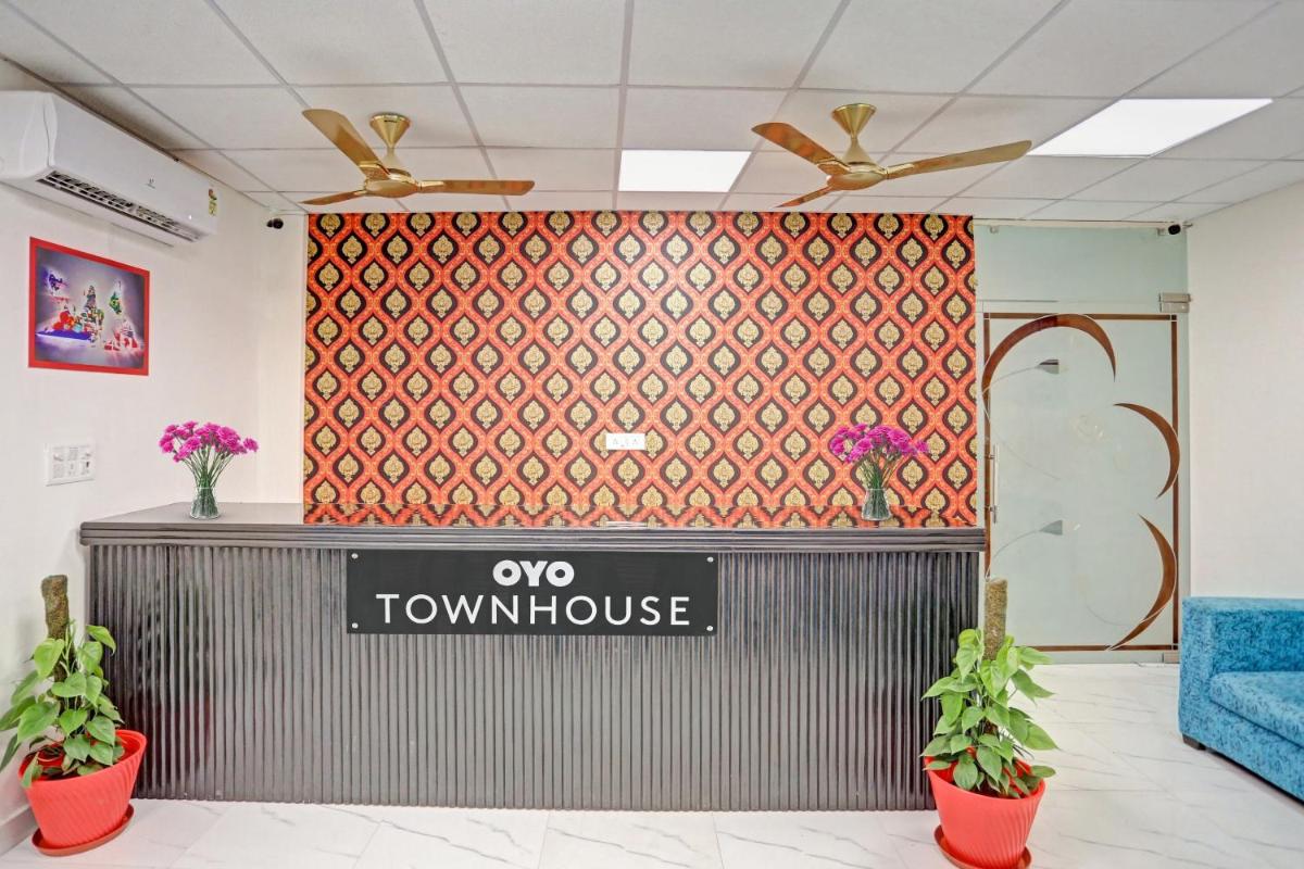 hotel reception
