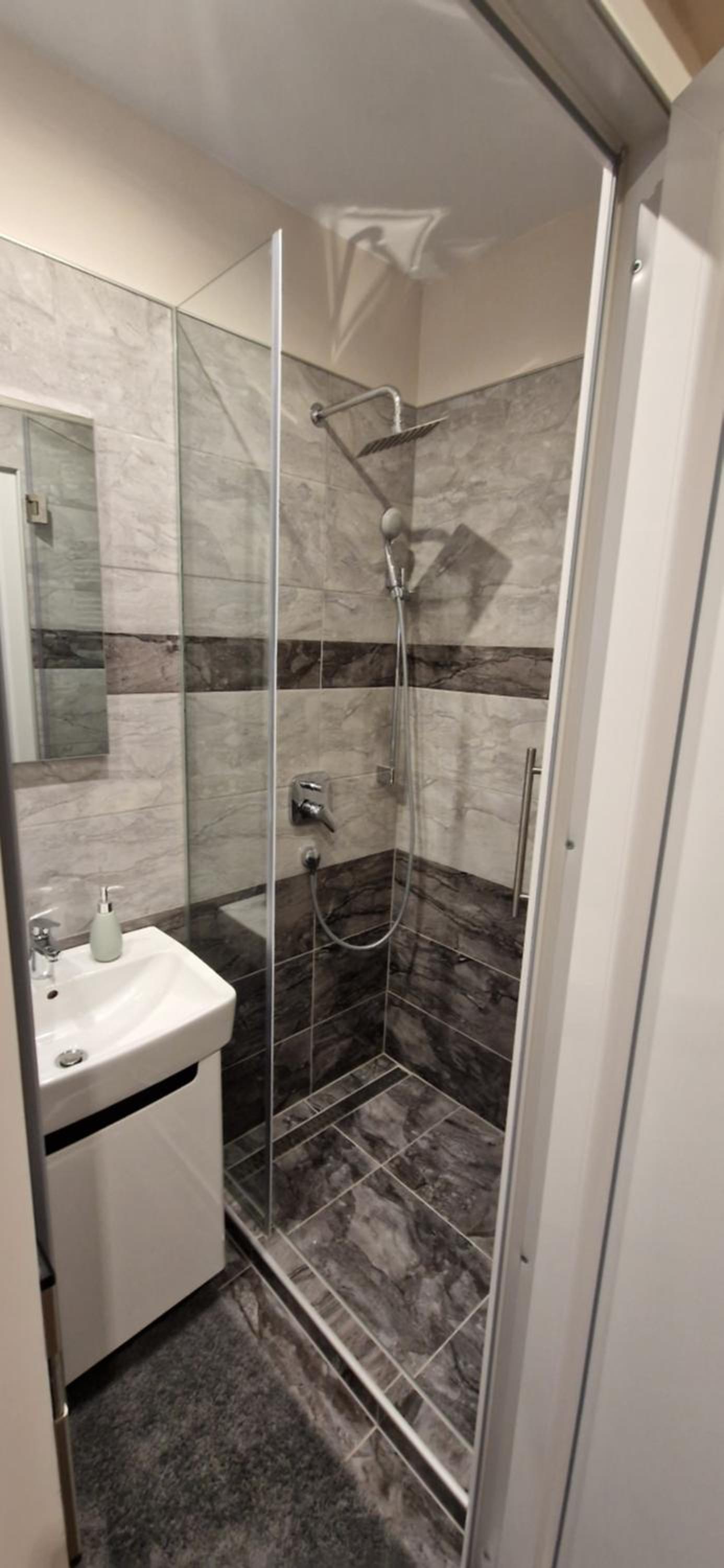 Azra Apartman