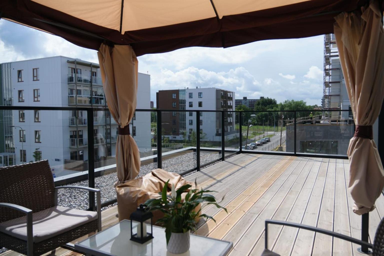 Bright & Cozy Apartment, Terrace, Free Parking