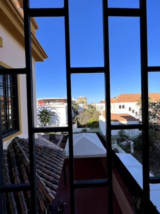 Colonial Villa in Las Palmas
