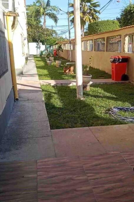 Apartamento mobiliado em Maricá próximo ao centro