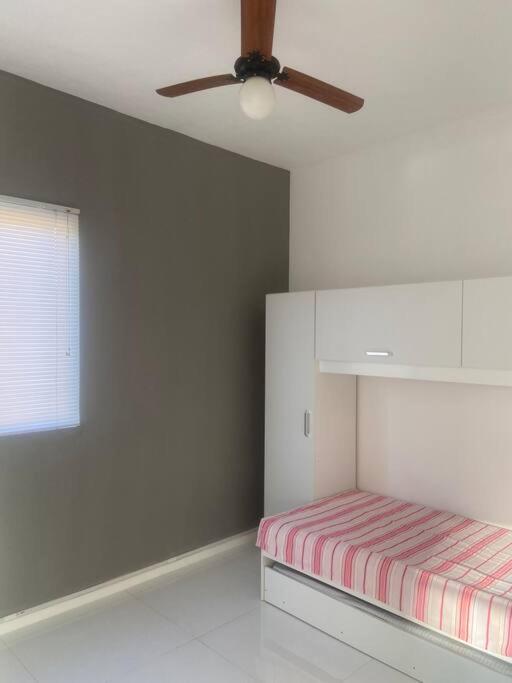 Apartamento mobiliado em Maricá próximo ao centro