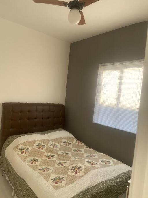 Apartamento mobiliado em Maricá próximo ao centro