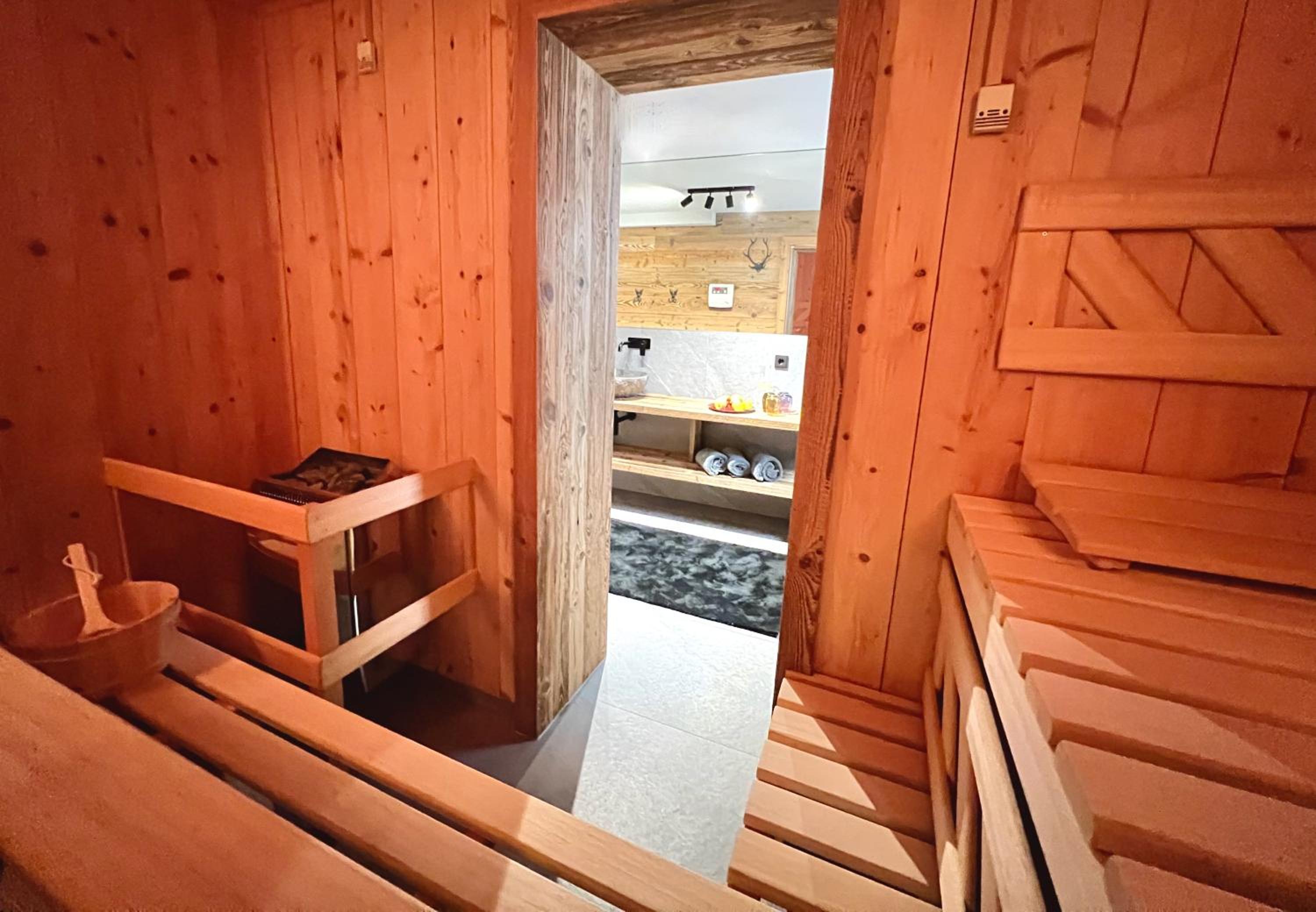 BOUTIQUE KAISERLODGE mit privater SAUNA & WHIRLPOOL by Belle Stay
