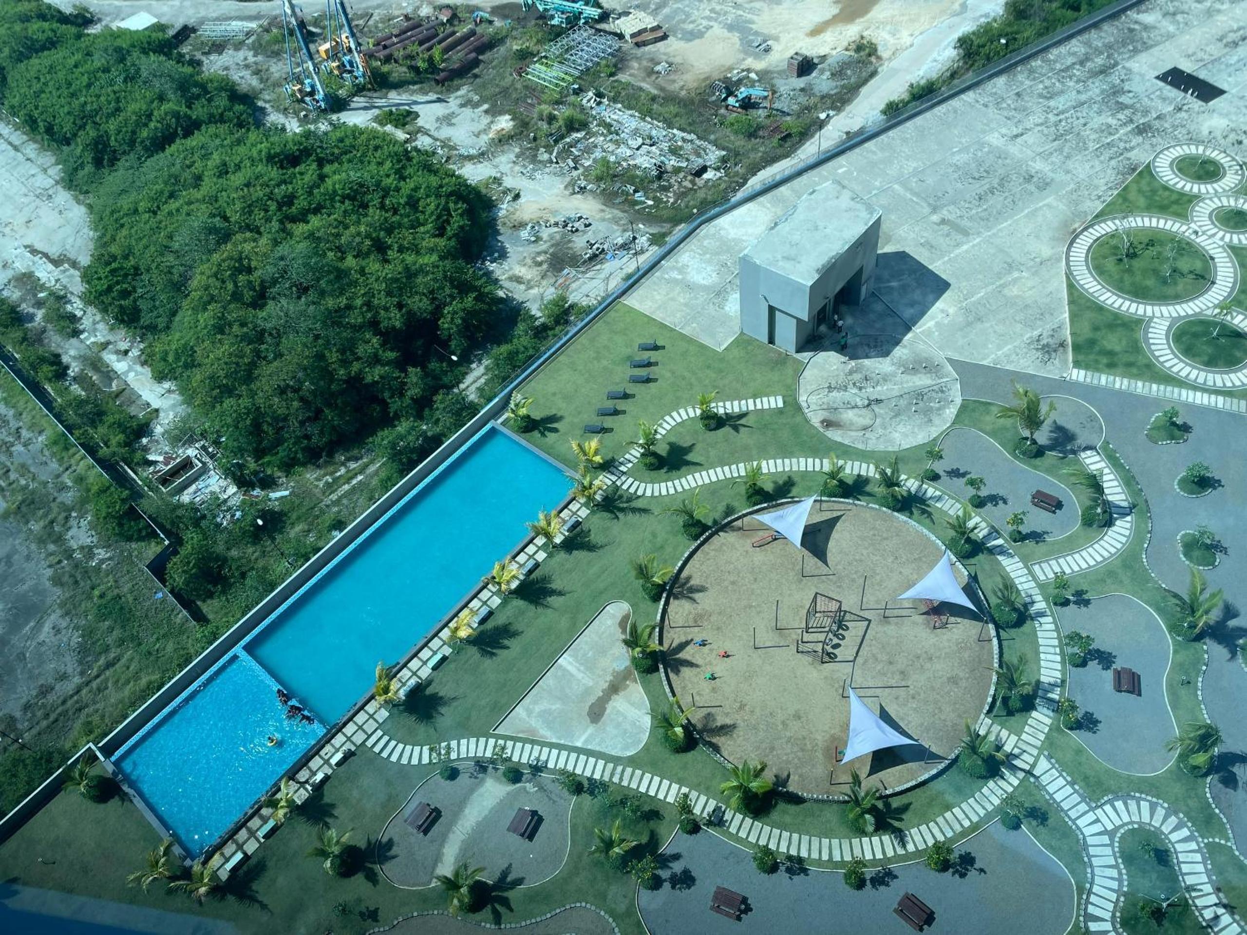 Jesselton Quay by Peach 2BR Seaview High Floor photo 3