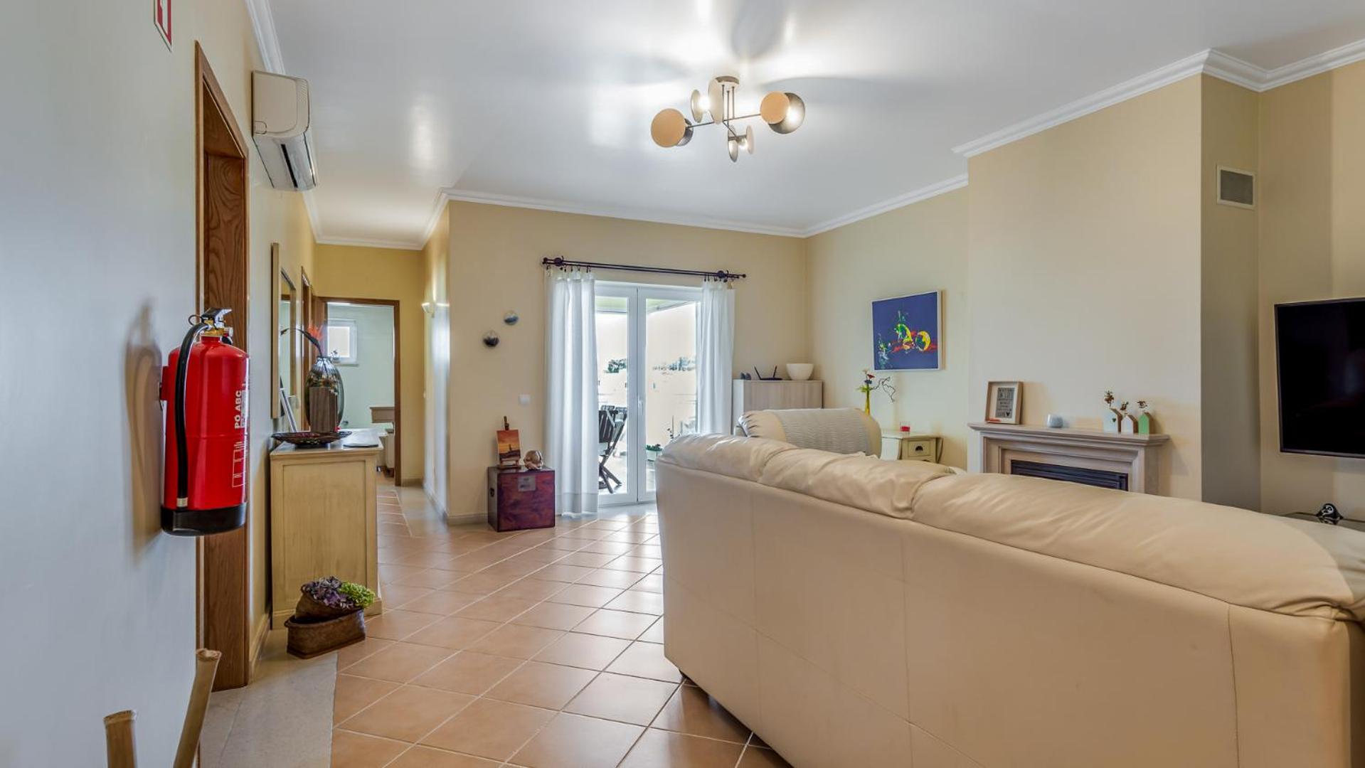 Vilamoura Sunny 2BDR Apartment by LovelyStay view 4