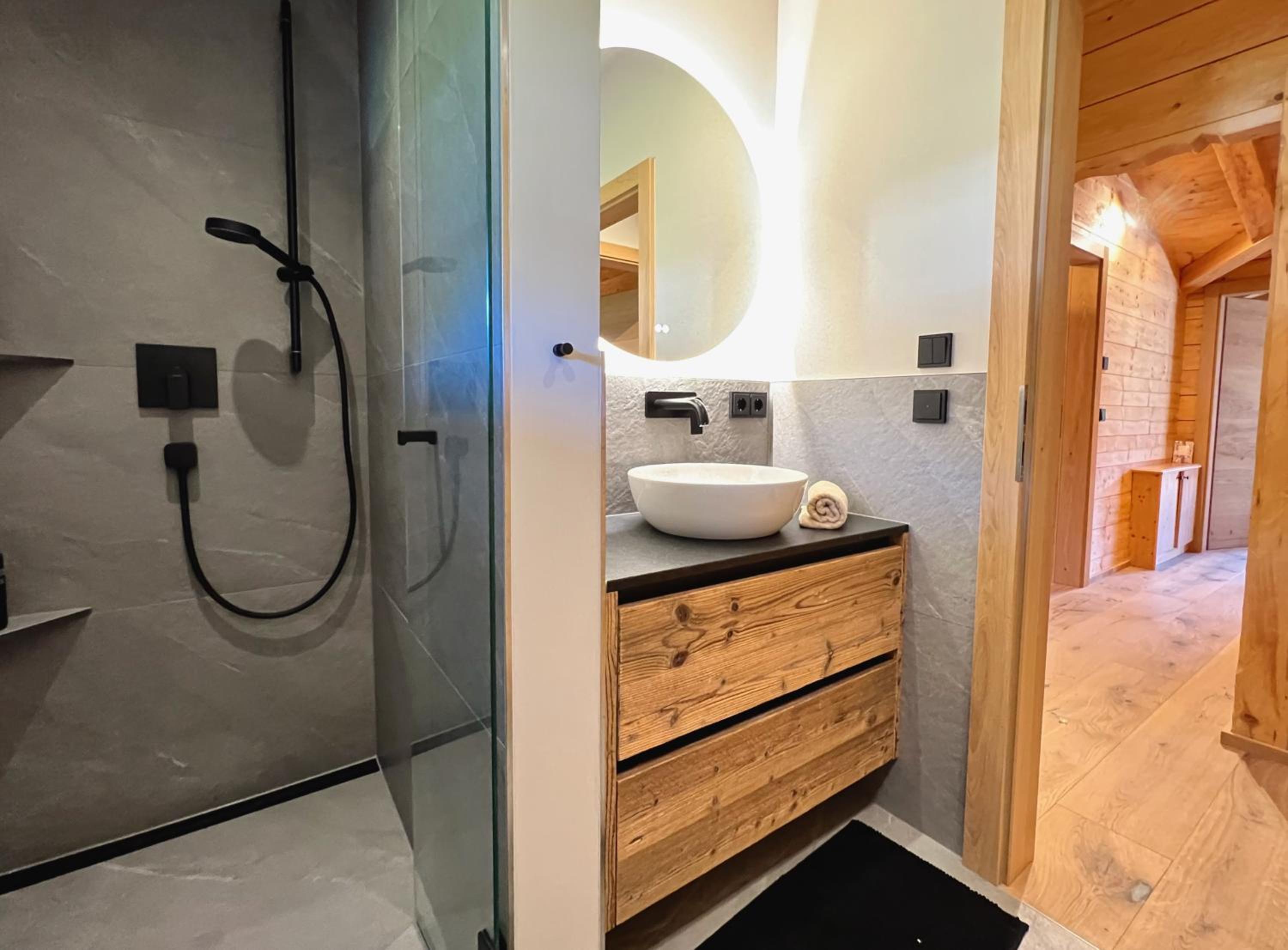BOUTIQUE KAISERLODGE mit privater SAUNA & WHIRLPOOL by Belle Stay