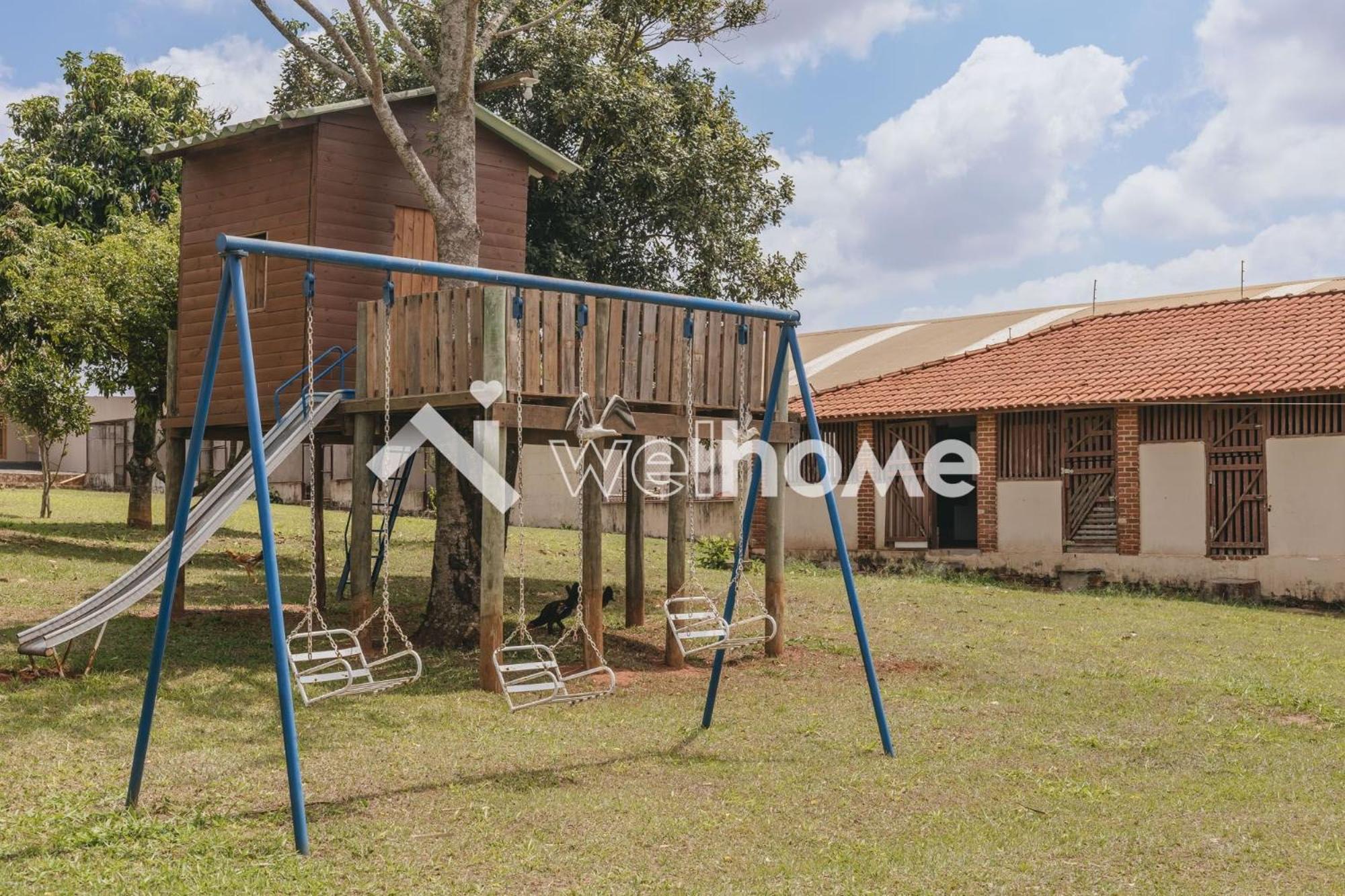 Casa em Dois Córregos com Piscina e Lazer Completo