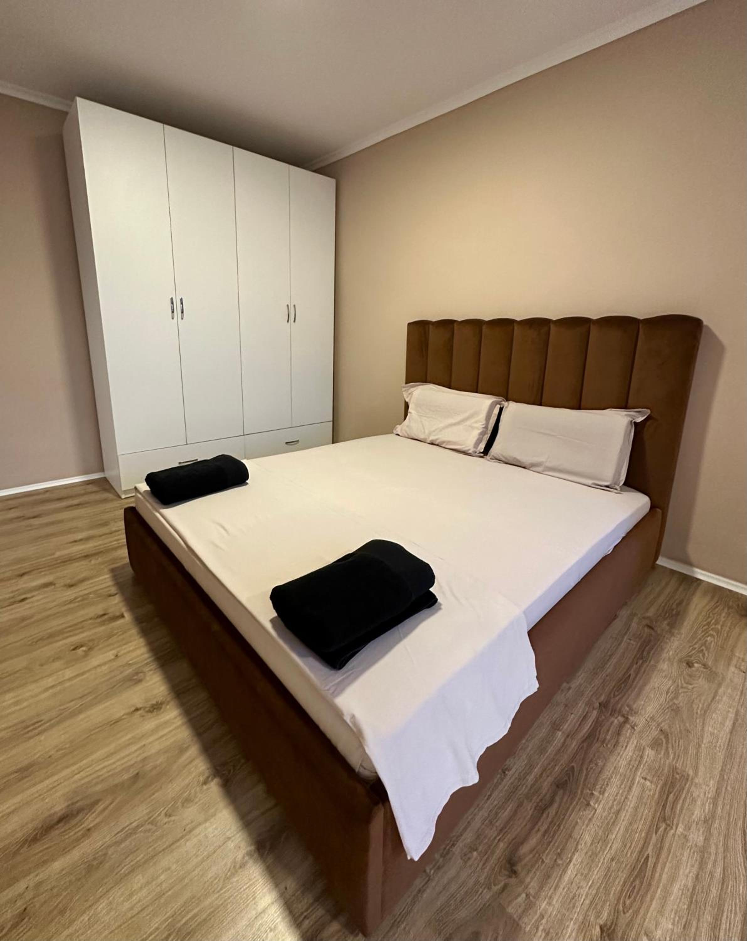 Bejart Apartment 5