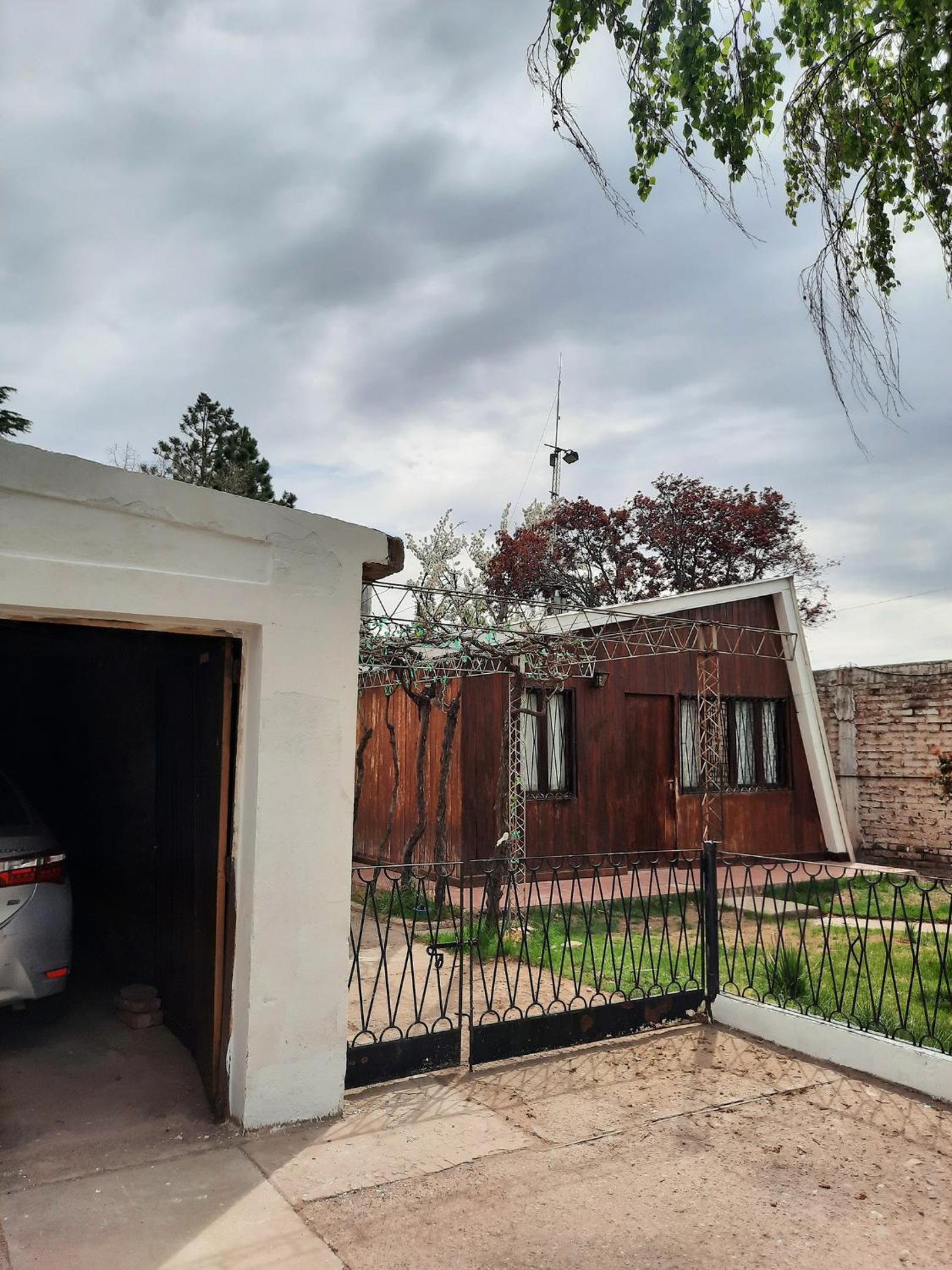 Cumbre House