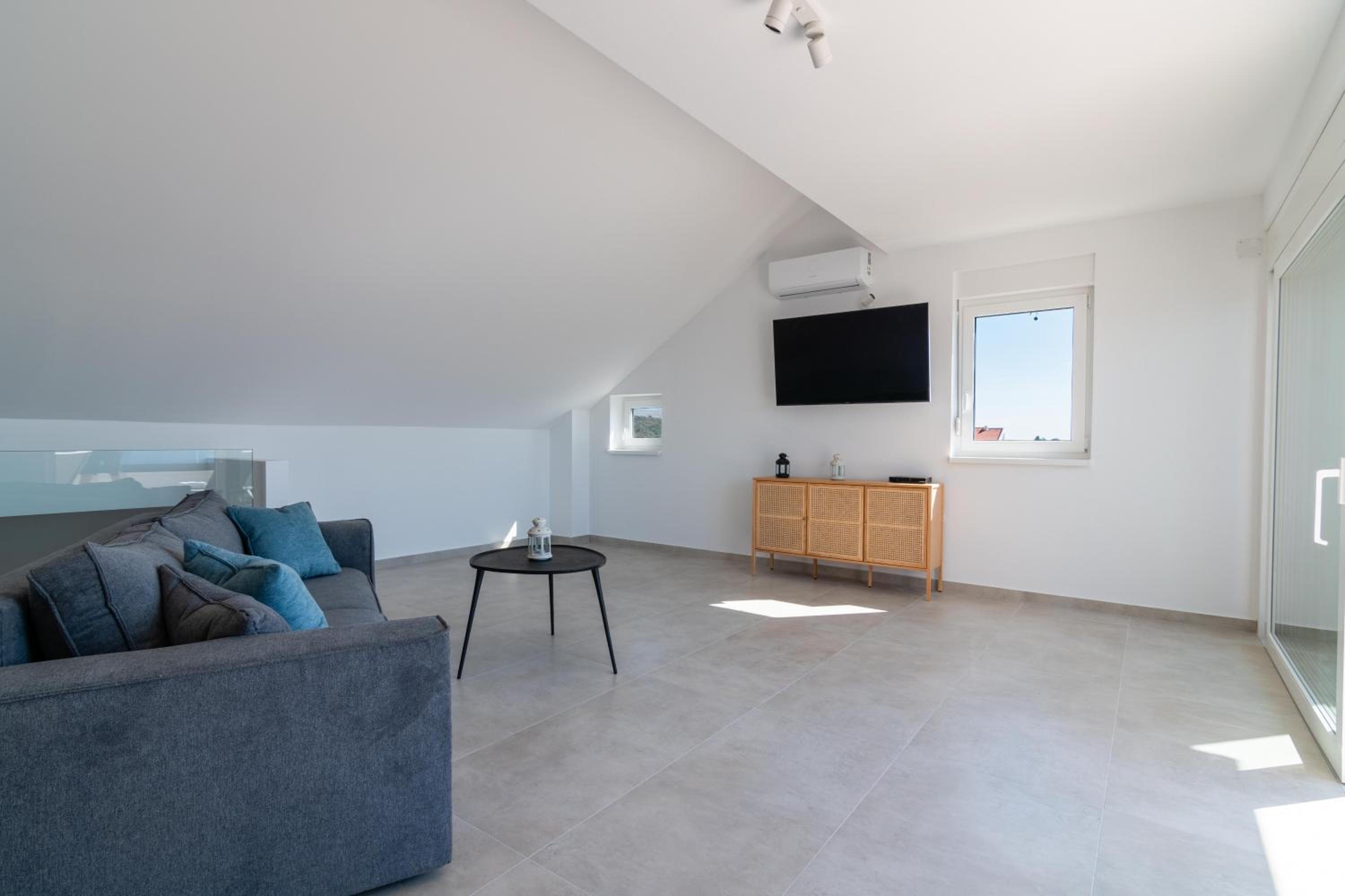 Luxury Mandre