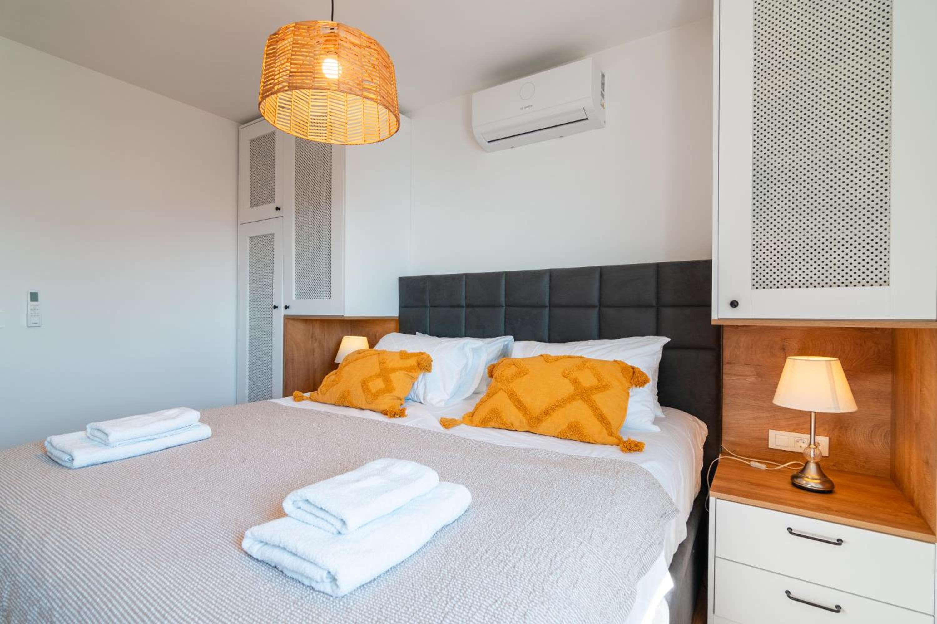 Luxury Mandre
