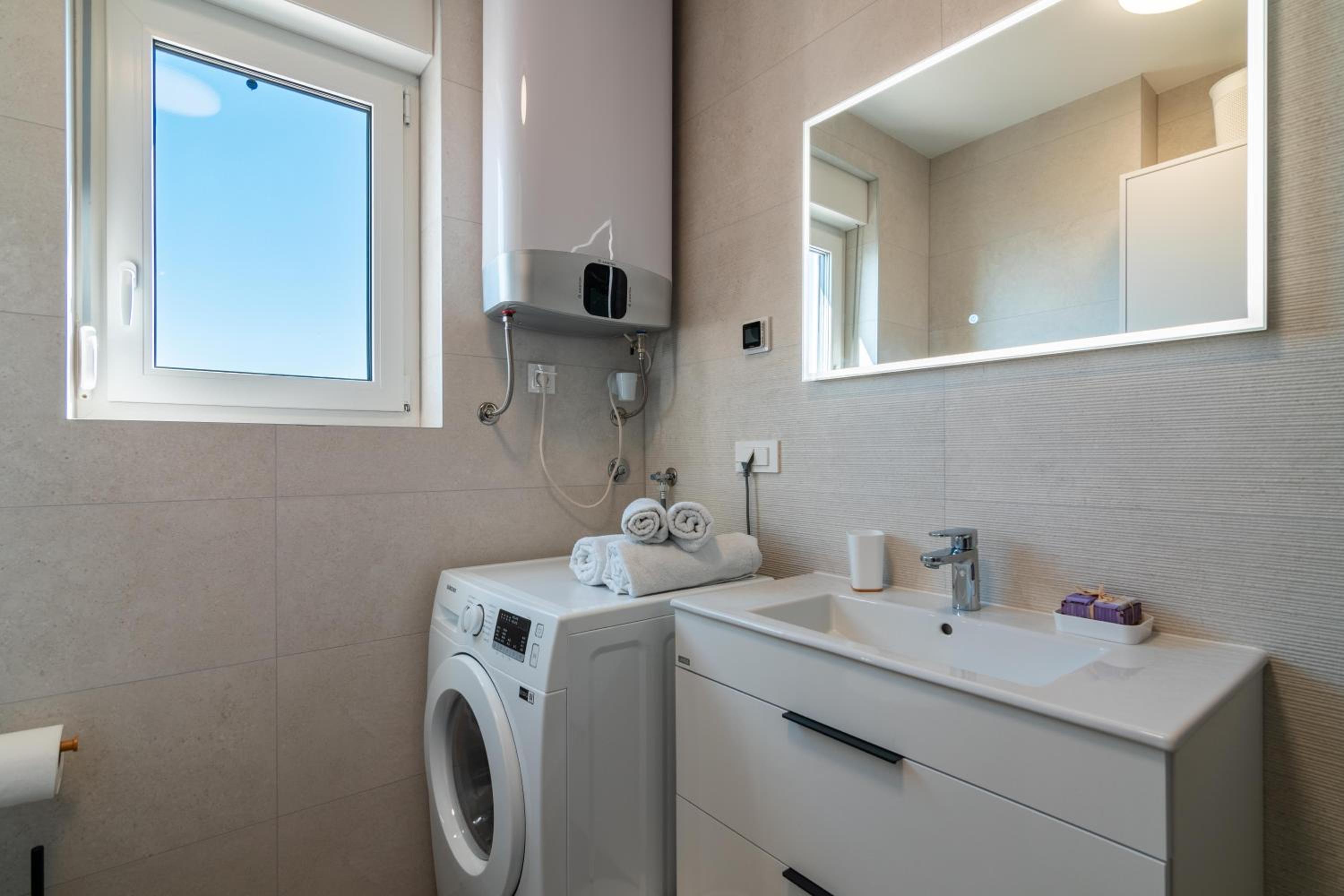 Luxury Mandre