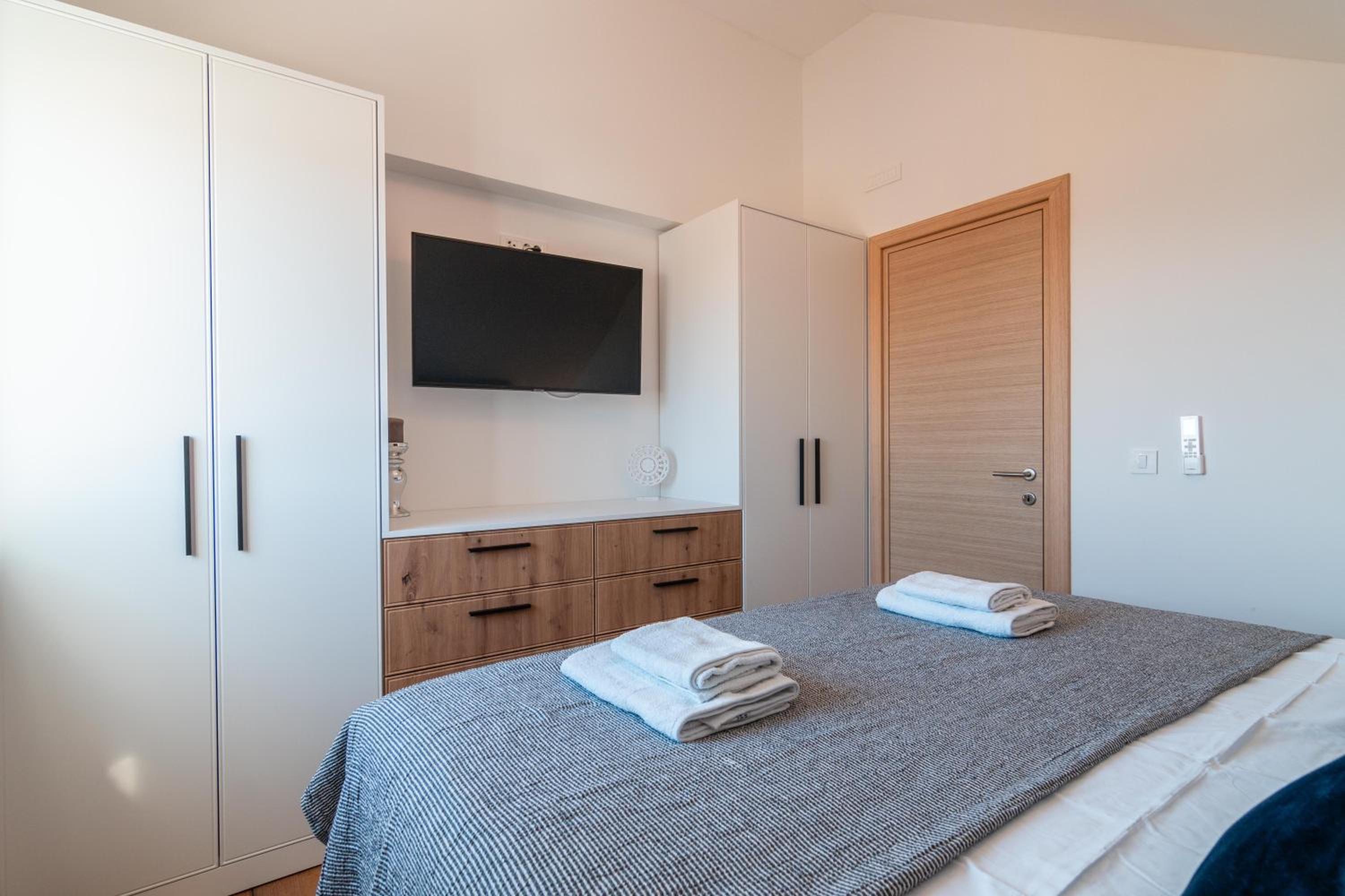 Luxury Mandre