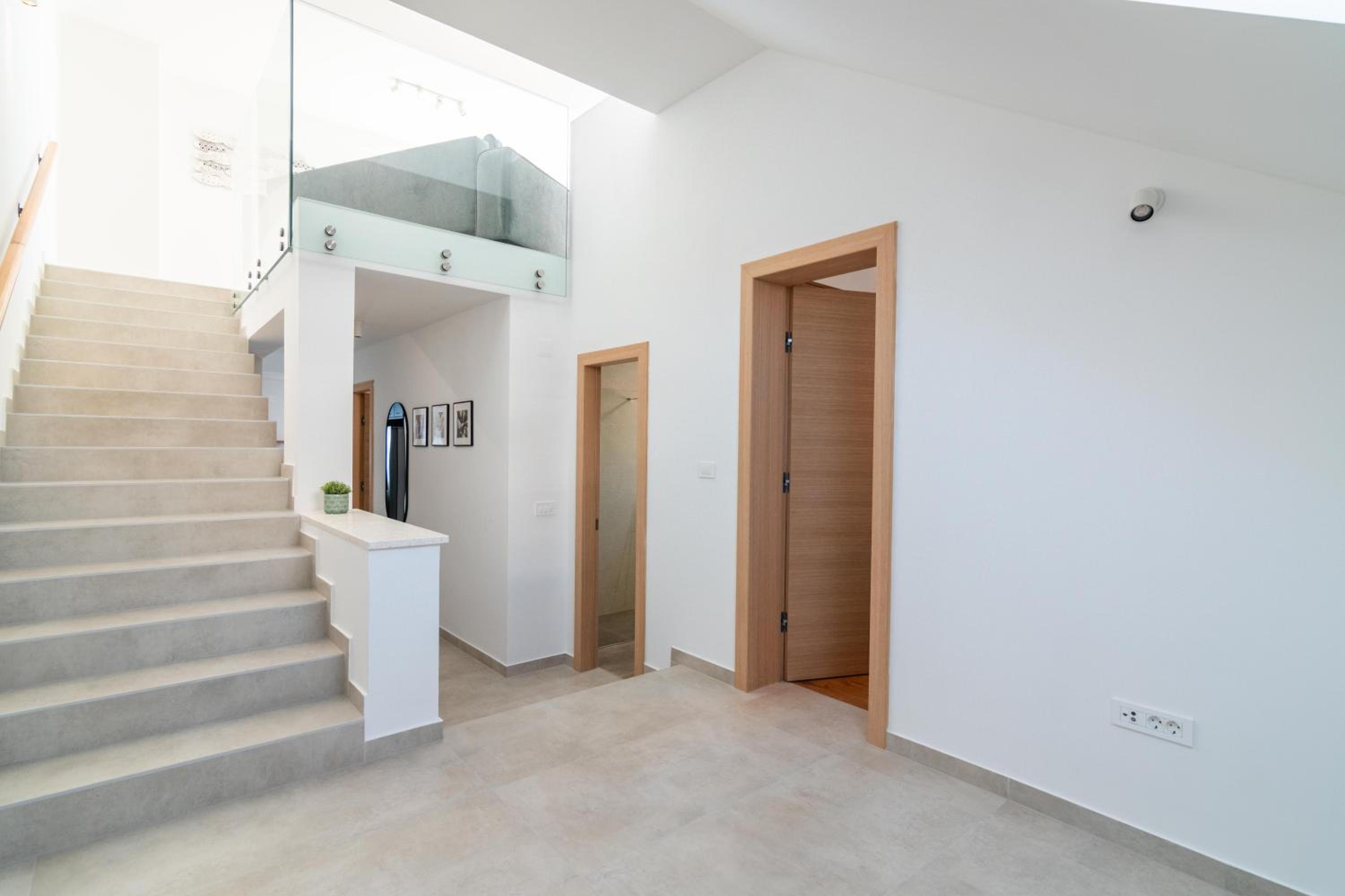 Luxury Mandre
