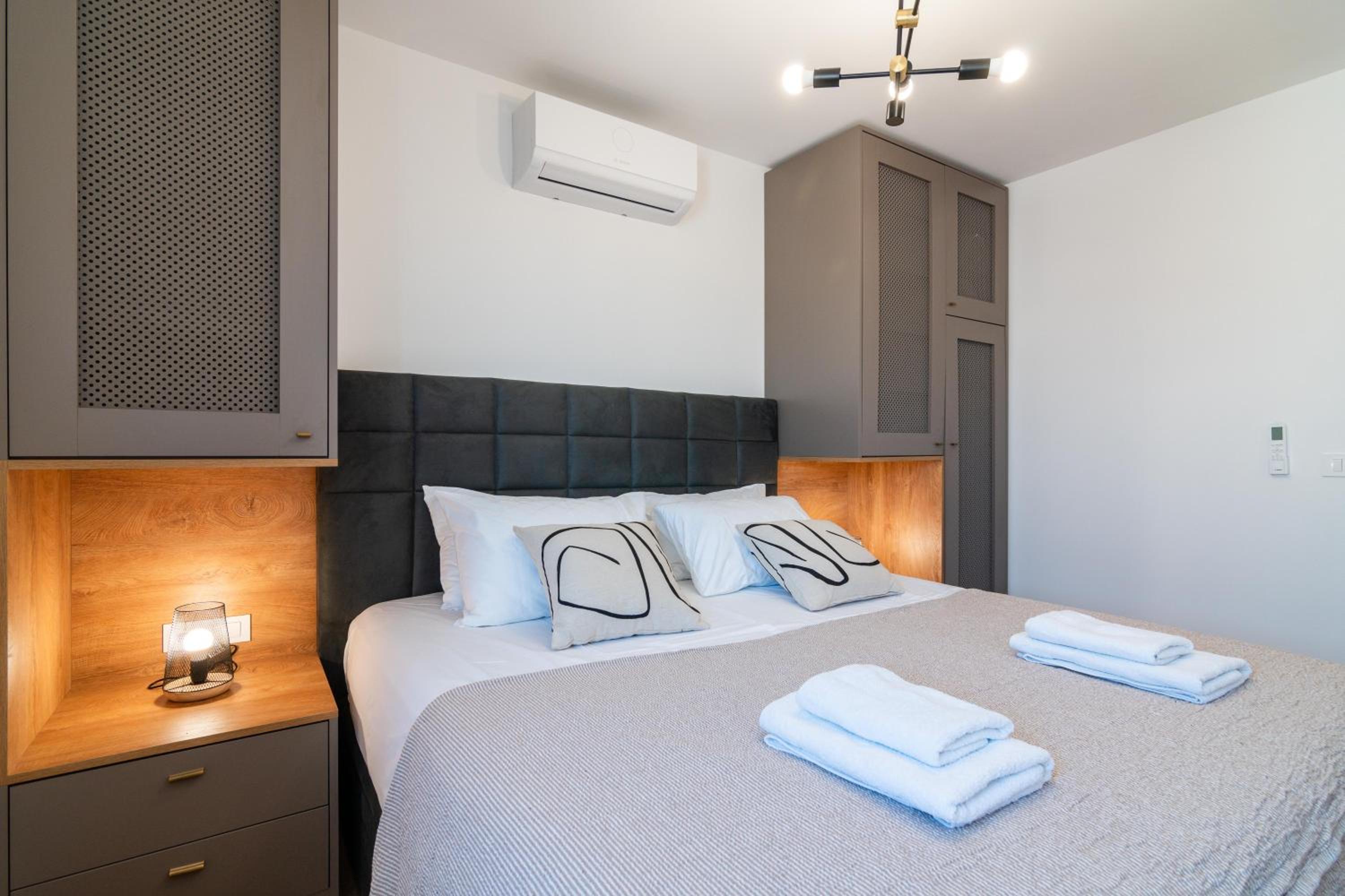 Luxury Mandre