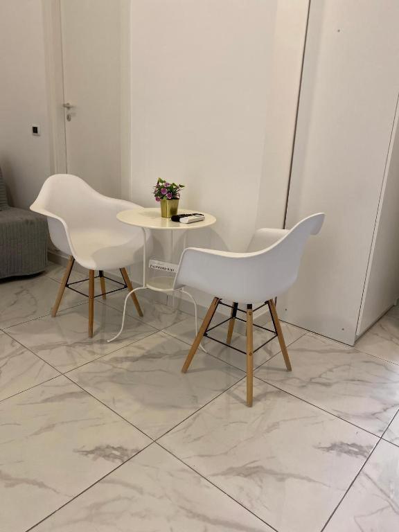 DOMUS LUIGI LEONE 2