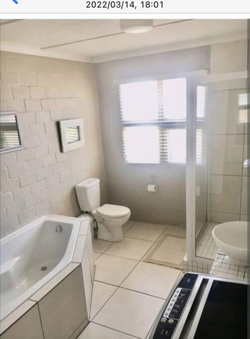 6 sleeper with Lagoon view view 5