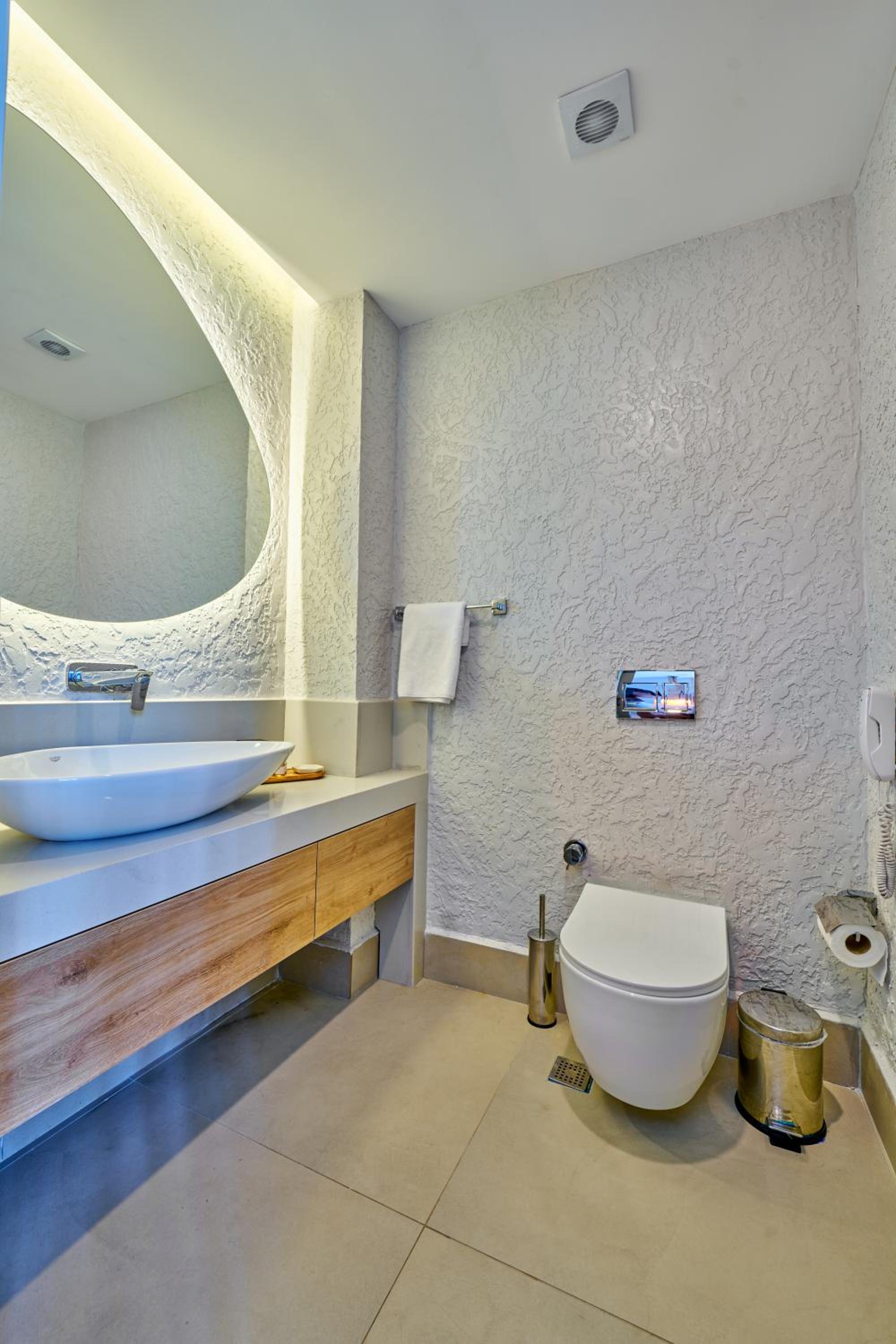 Lilium Boutique Hotel - Image 30