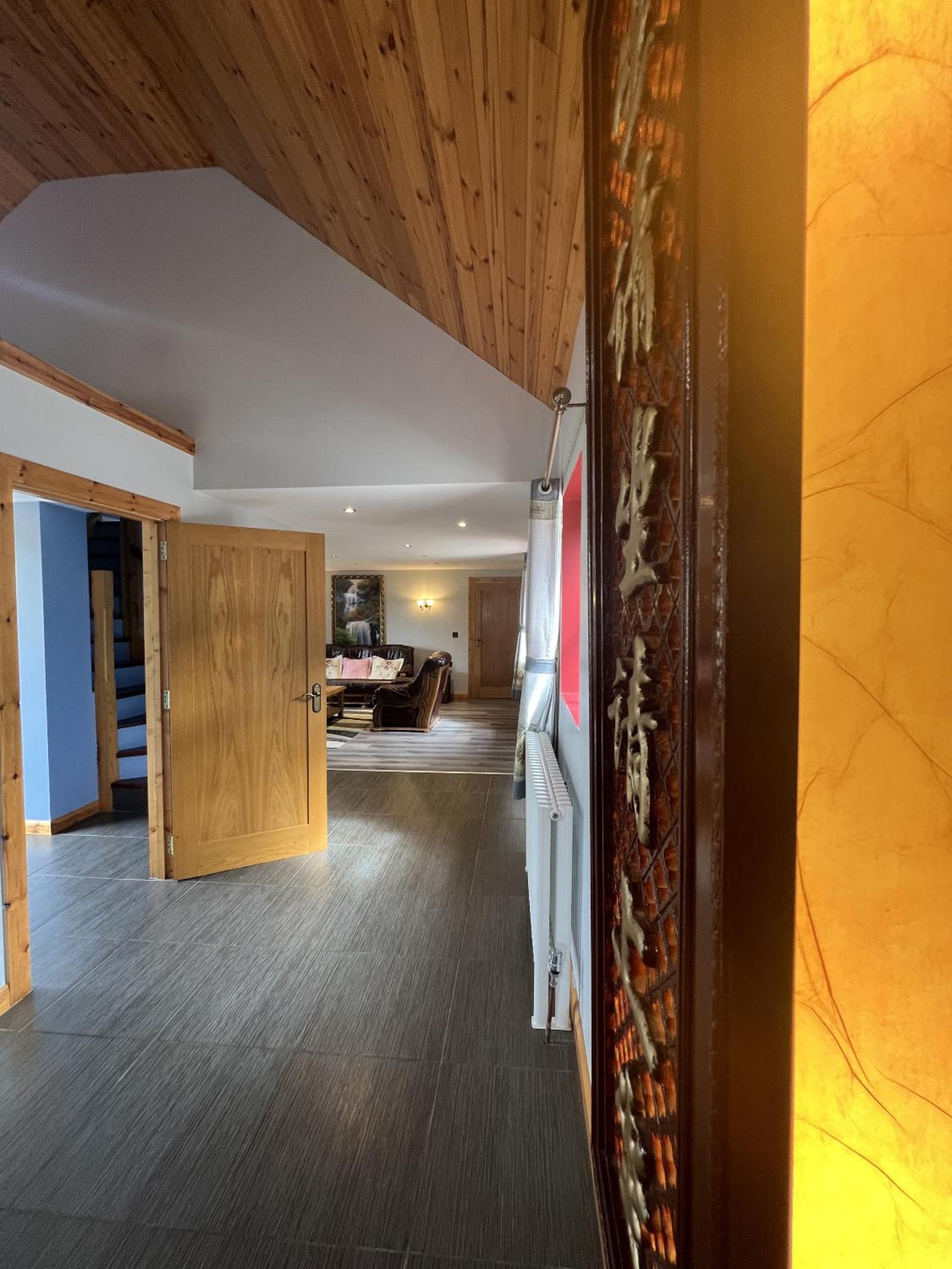Avoca Lodge