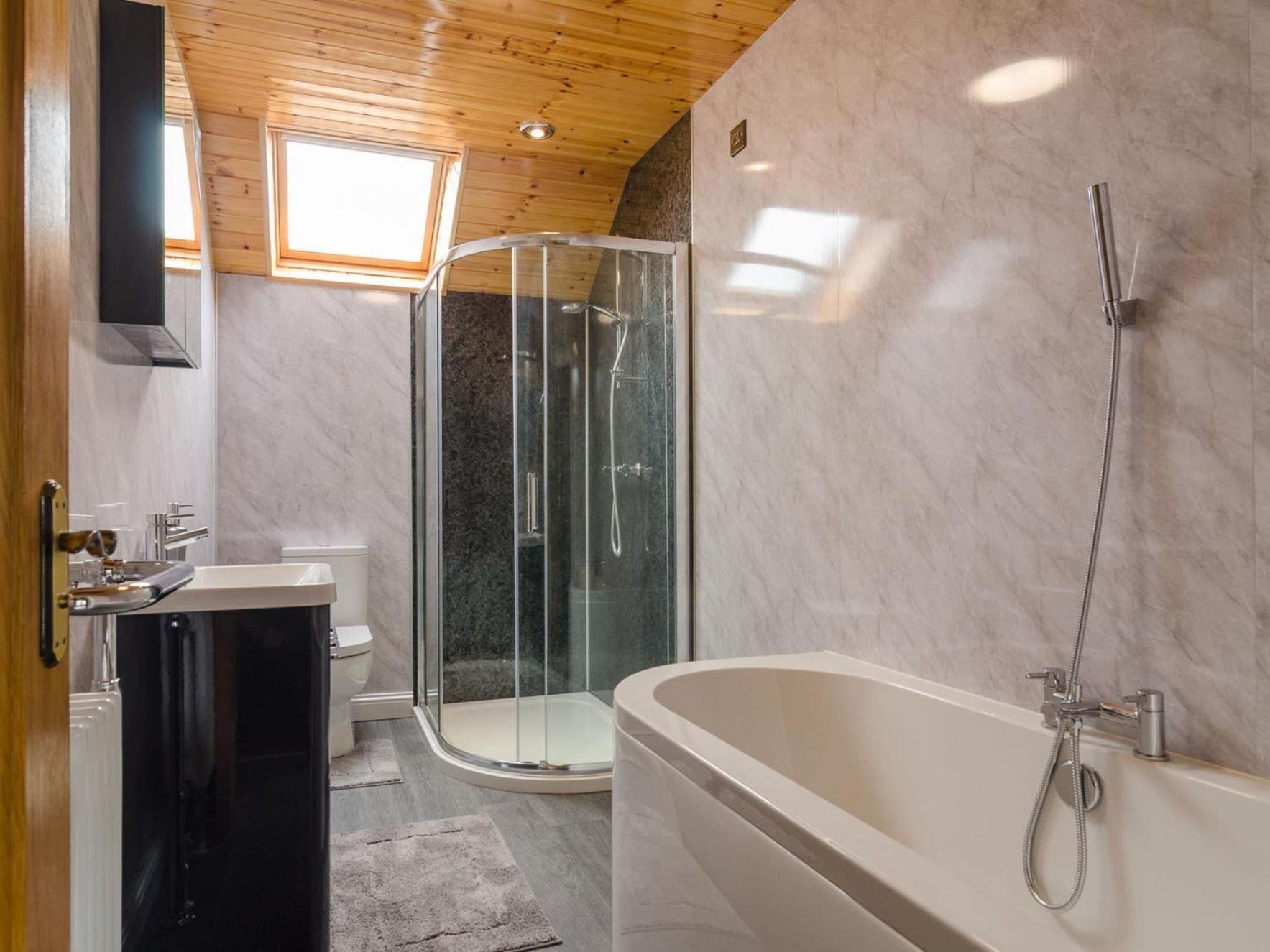 Avoca Lodge