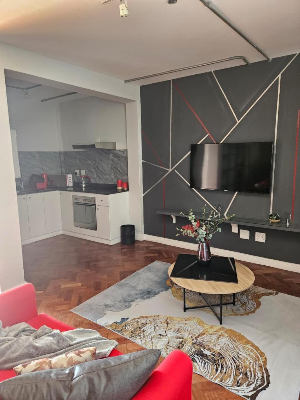 @Derricks Luxury Apartments 2