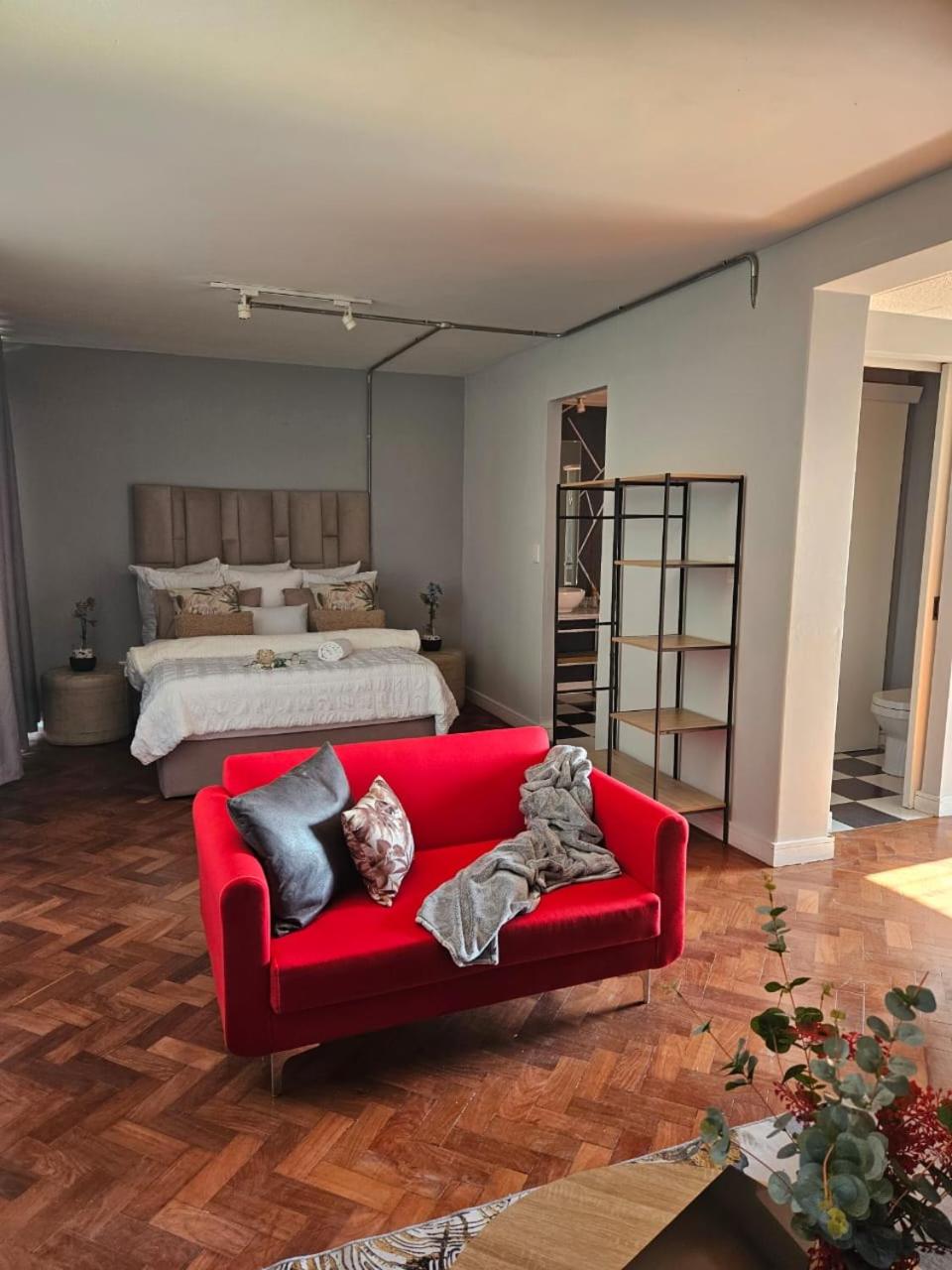 @Derricks Luxury Apartments 2