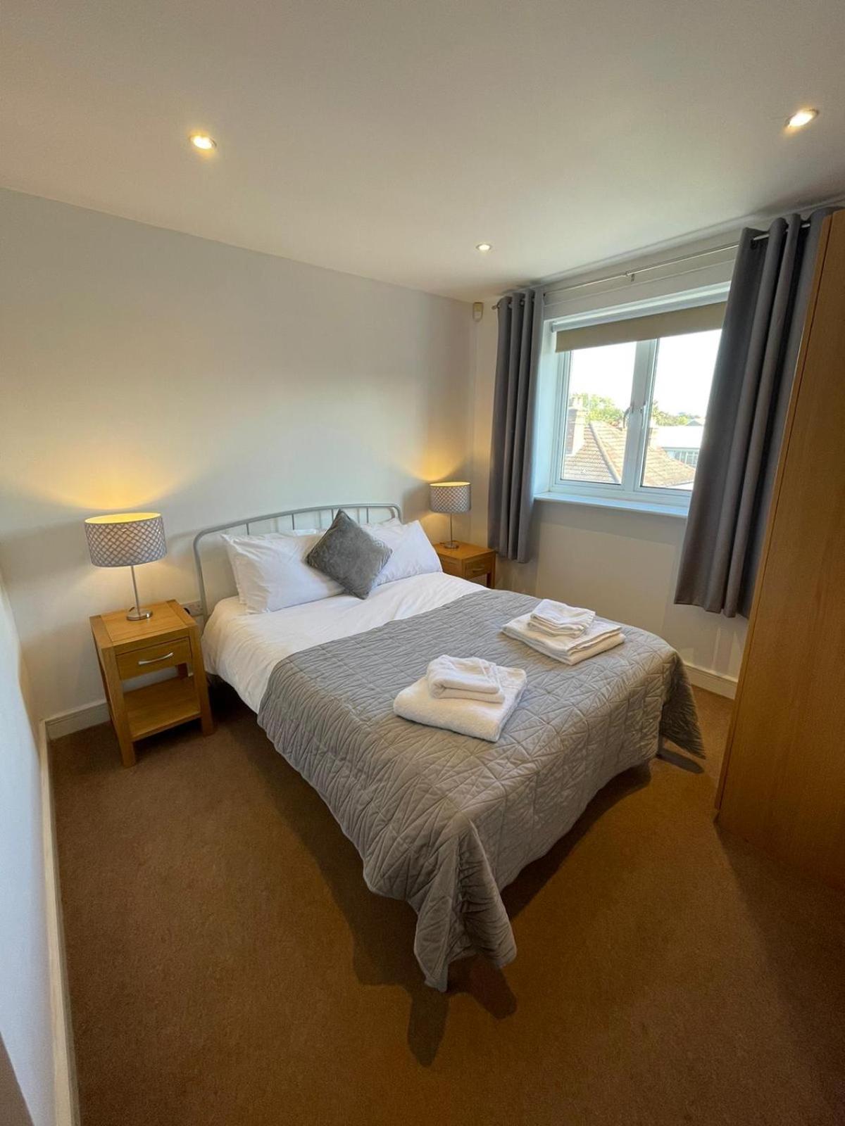 Guildford Vacations - Blue Sky Apartments Abbots Yard, Guildford - Property Image 3