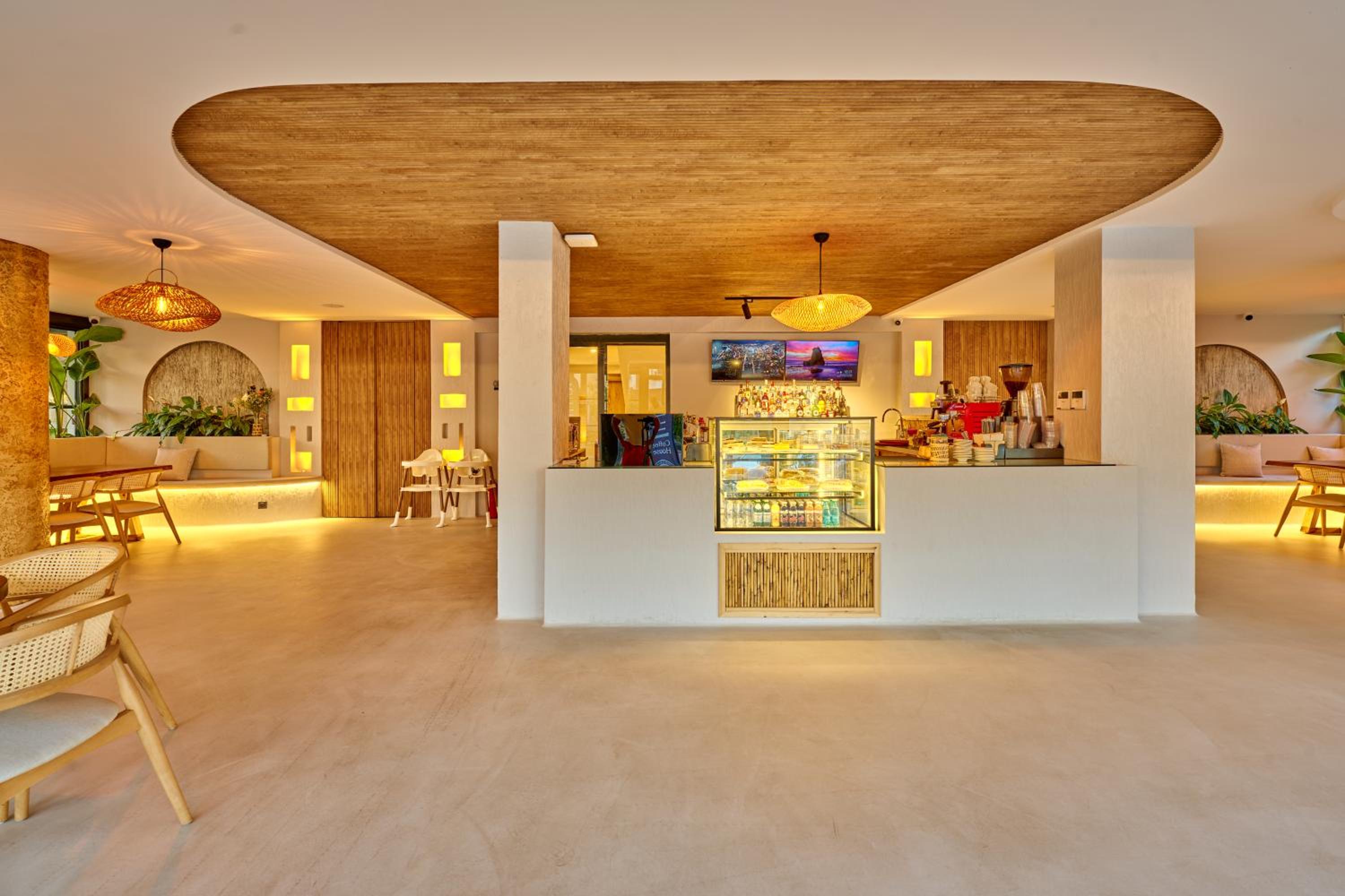 Lilium Boutique Hotel - Image 42