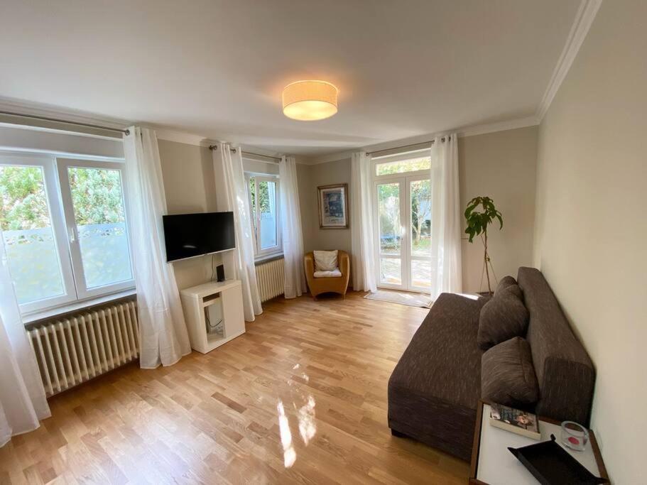 Ruhiges WG-Appartment in Einfamilienhaus