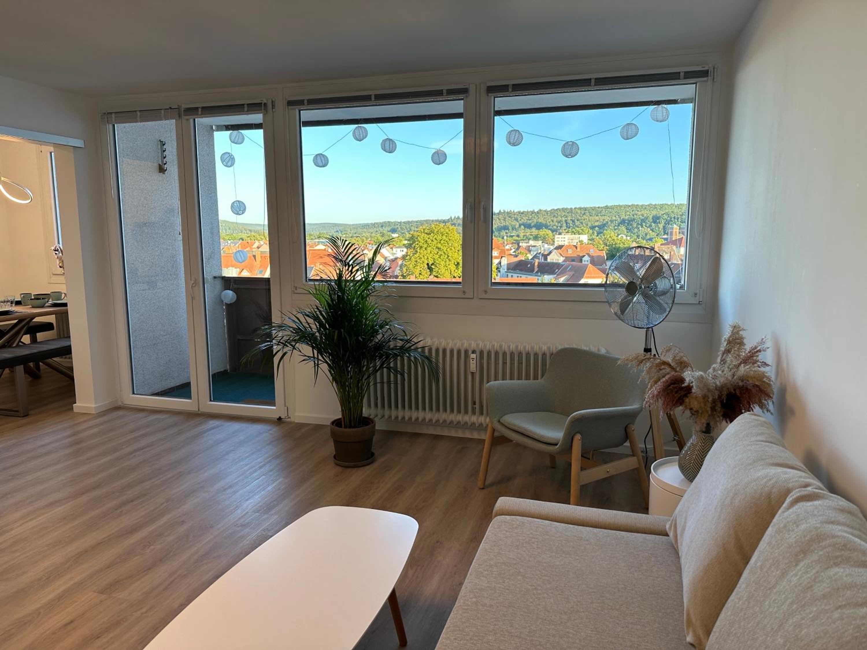 Hellenbrand: Stilvolles Apartment über den Dächern
