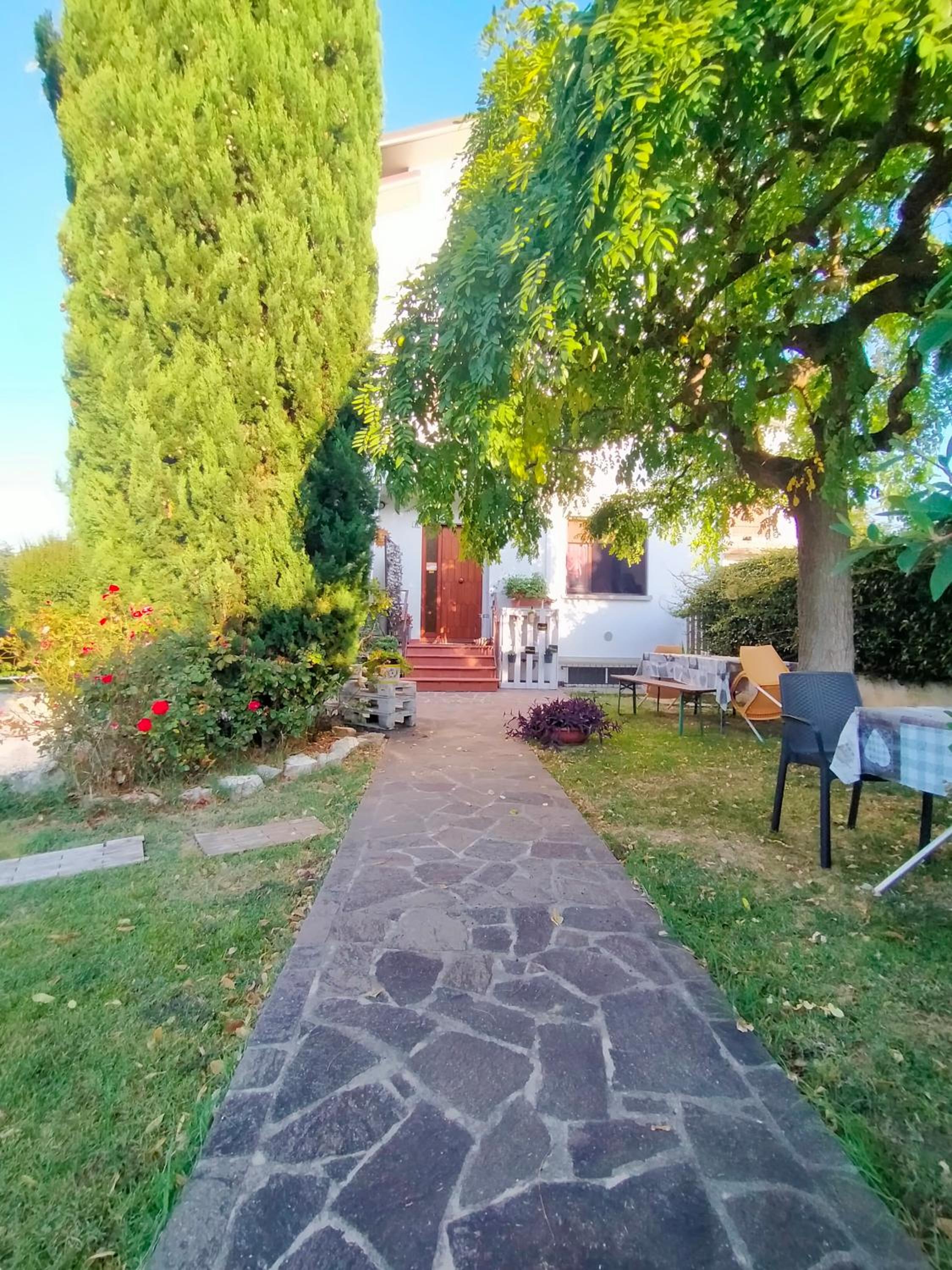 La Magnolia - Fano view 3