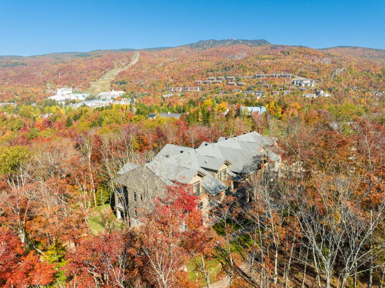 203 Verbier Building 7 - 5BR Tremblant Lux Condo Close to Everything