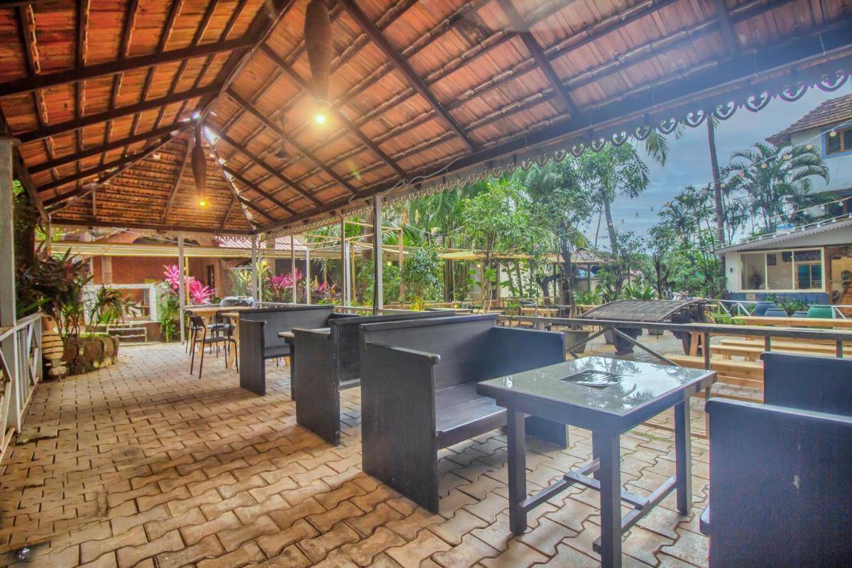 outdoor BBQ area