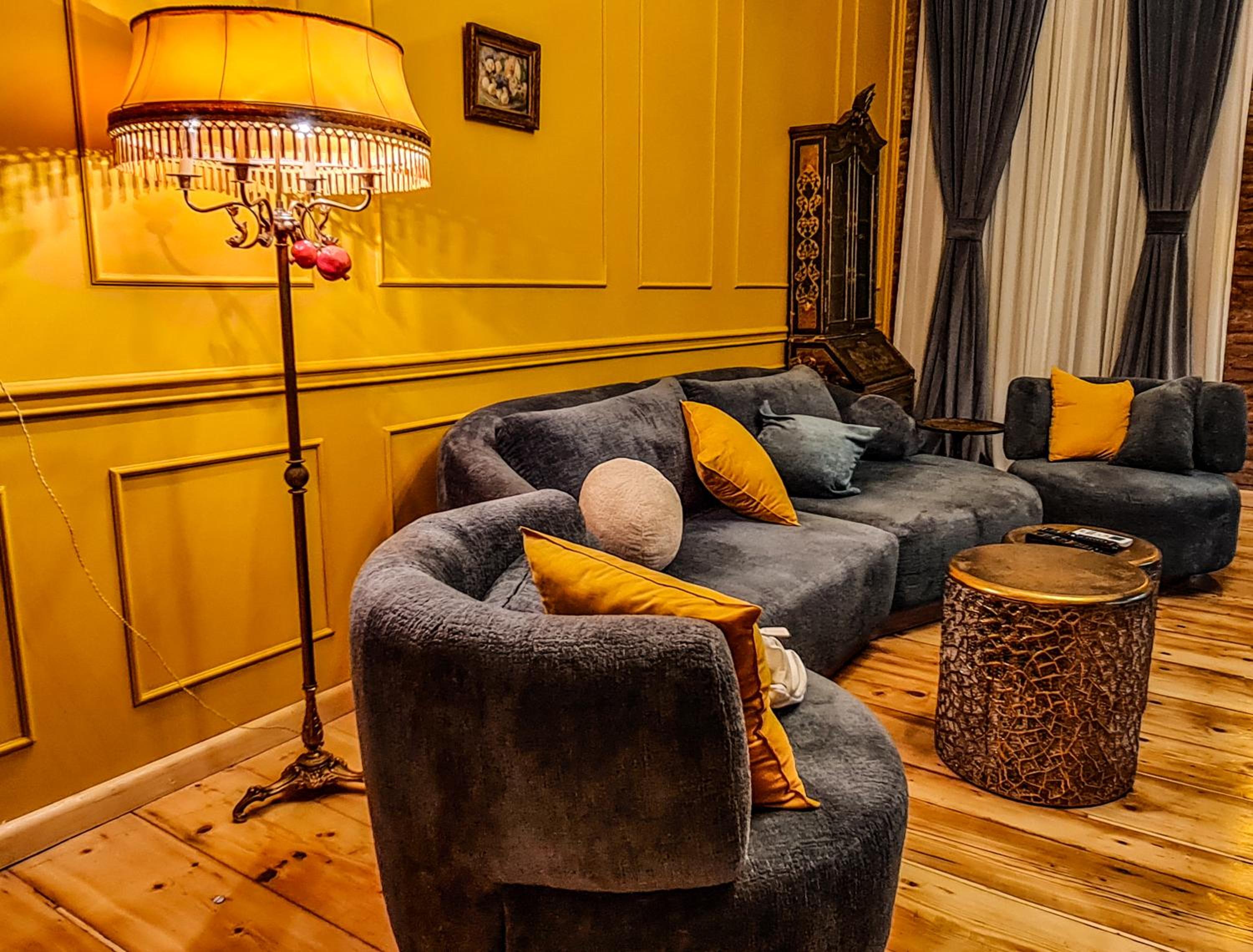 lounge