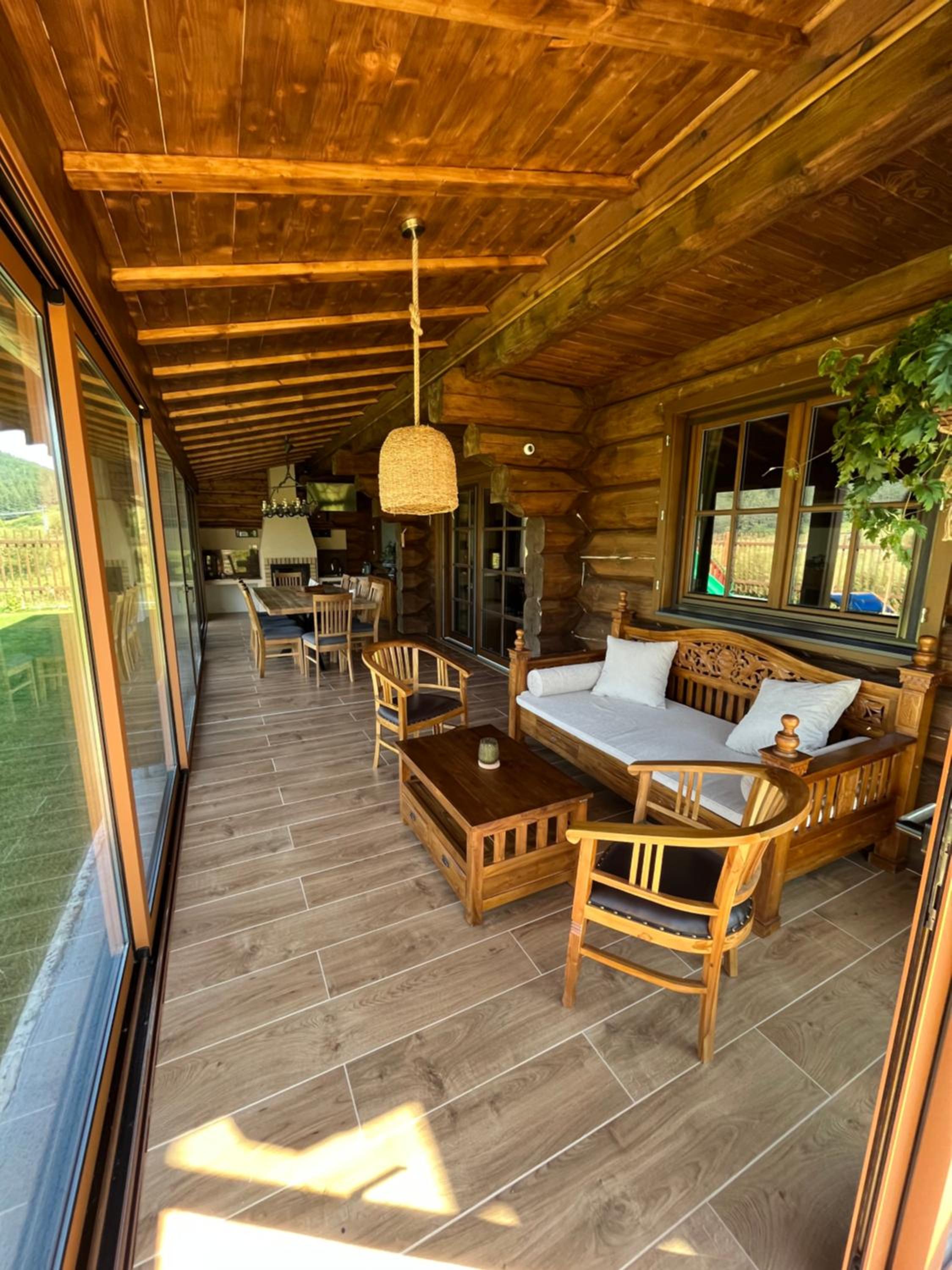 Cabin House Čičmany- Relaxačné zariadenie s ubytovaním