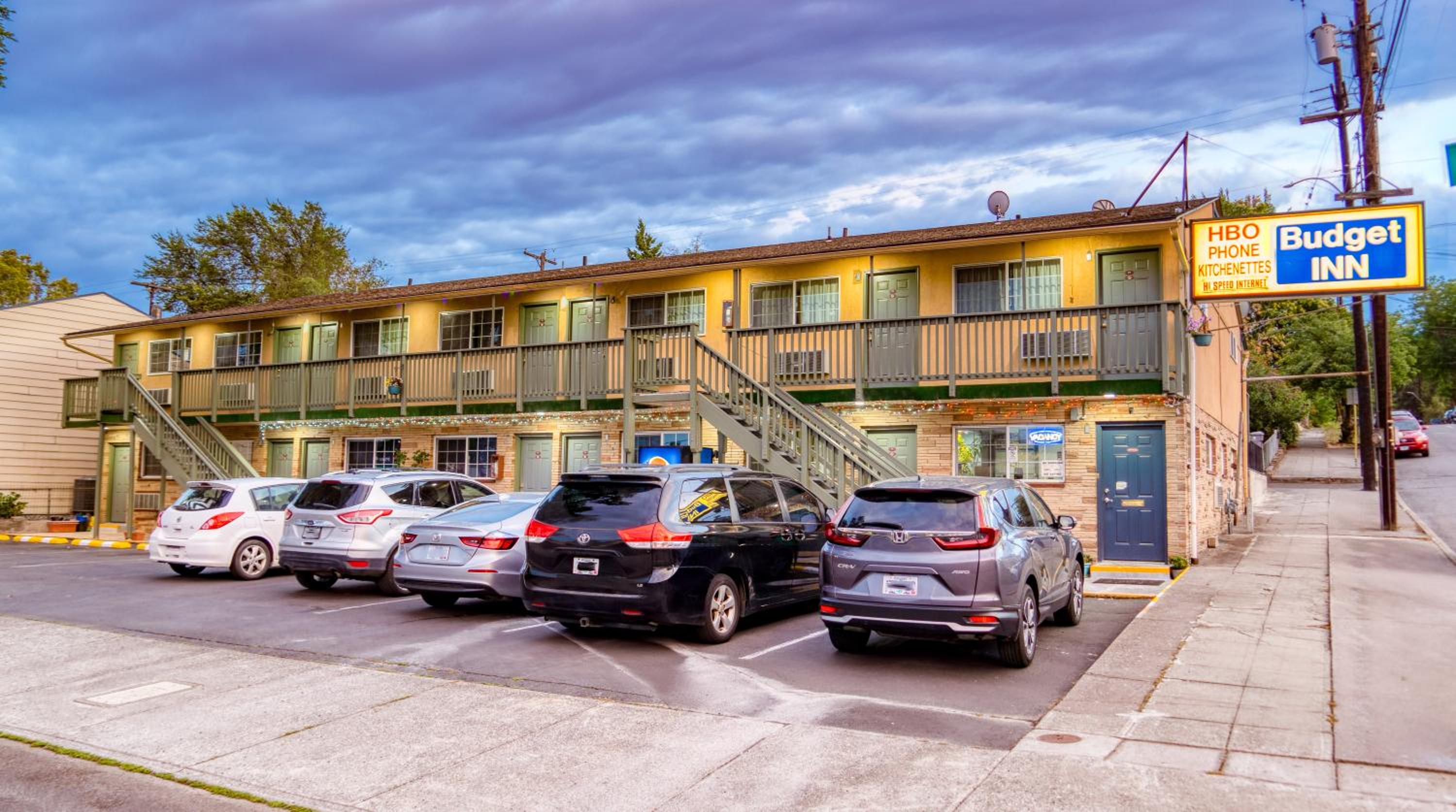Budget Inn