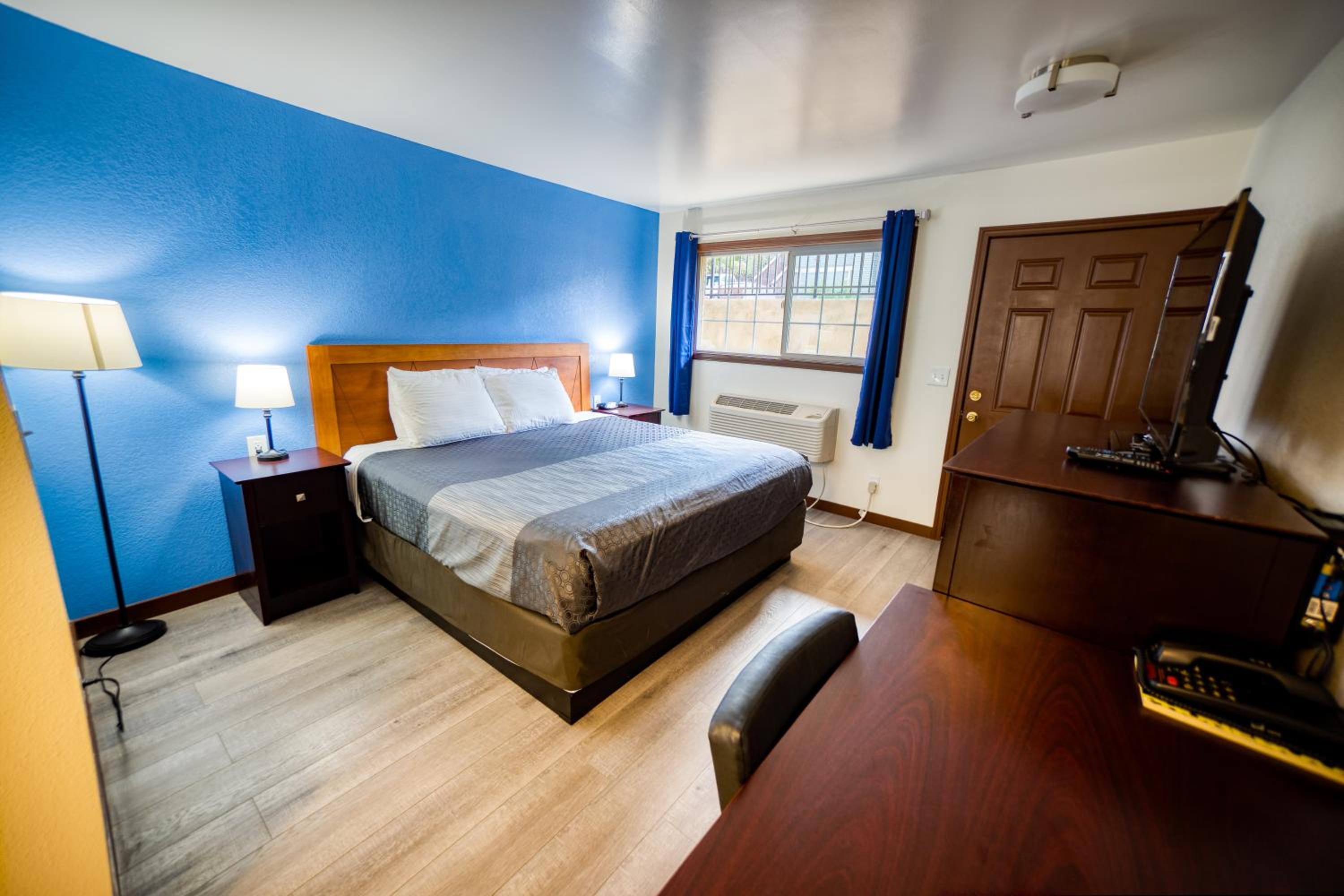 Budget Inn