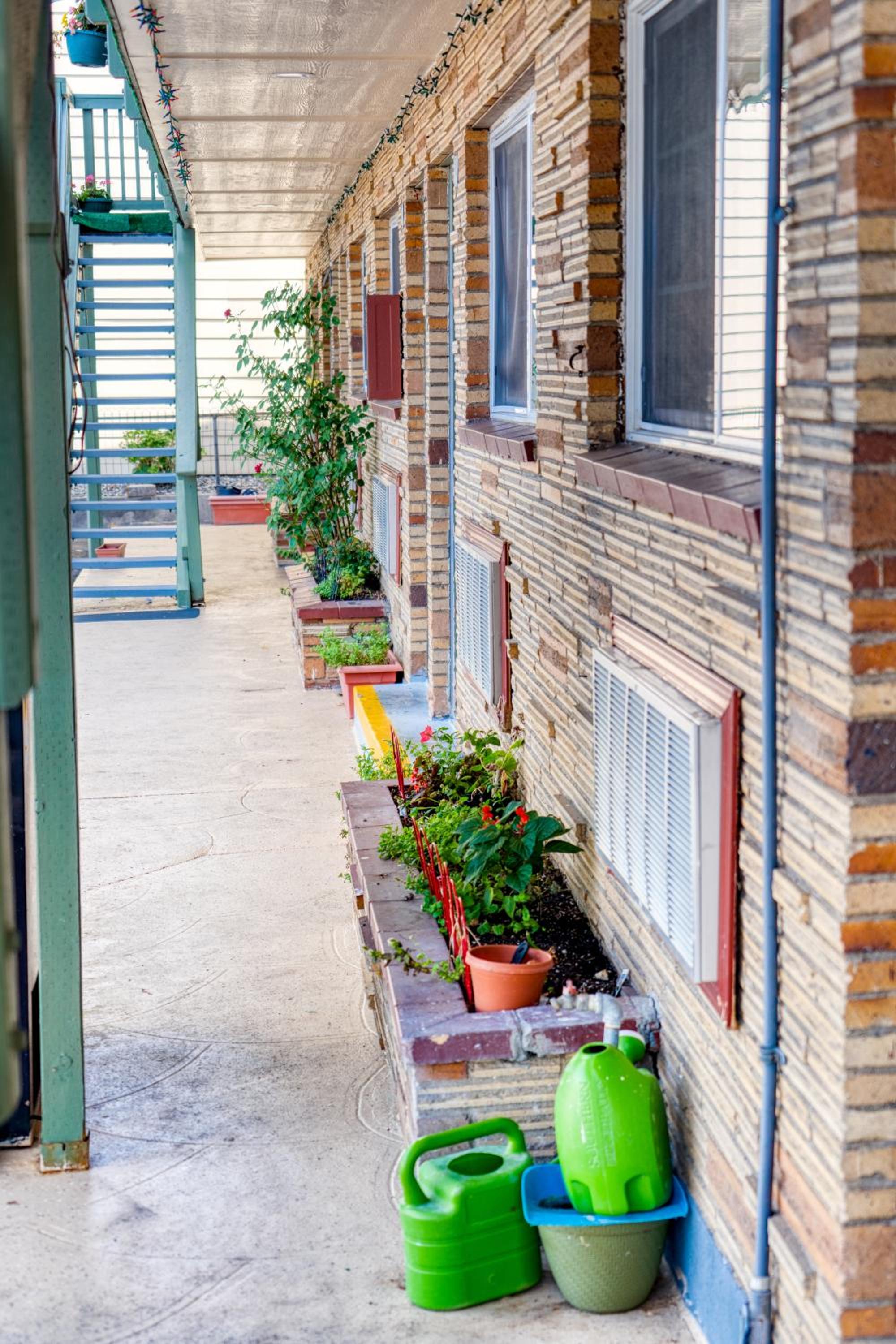 Budget Inn