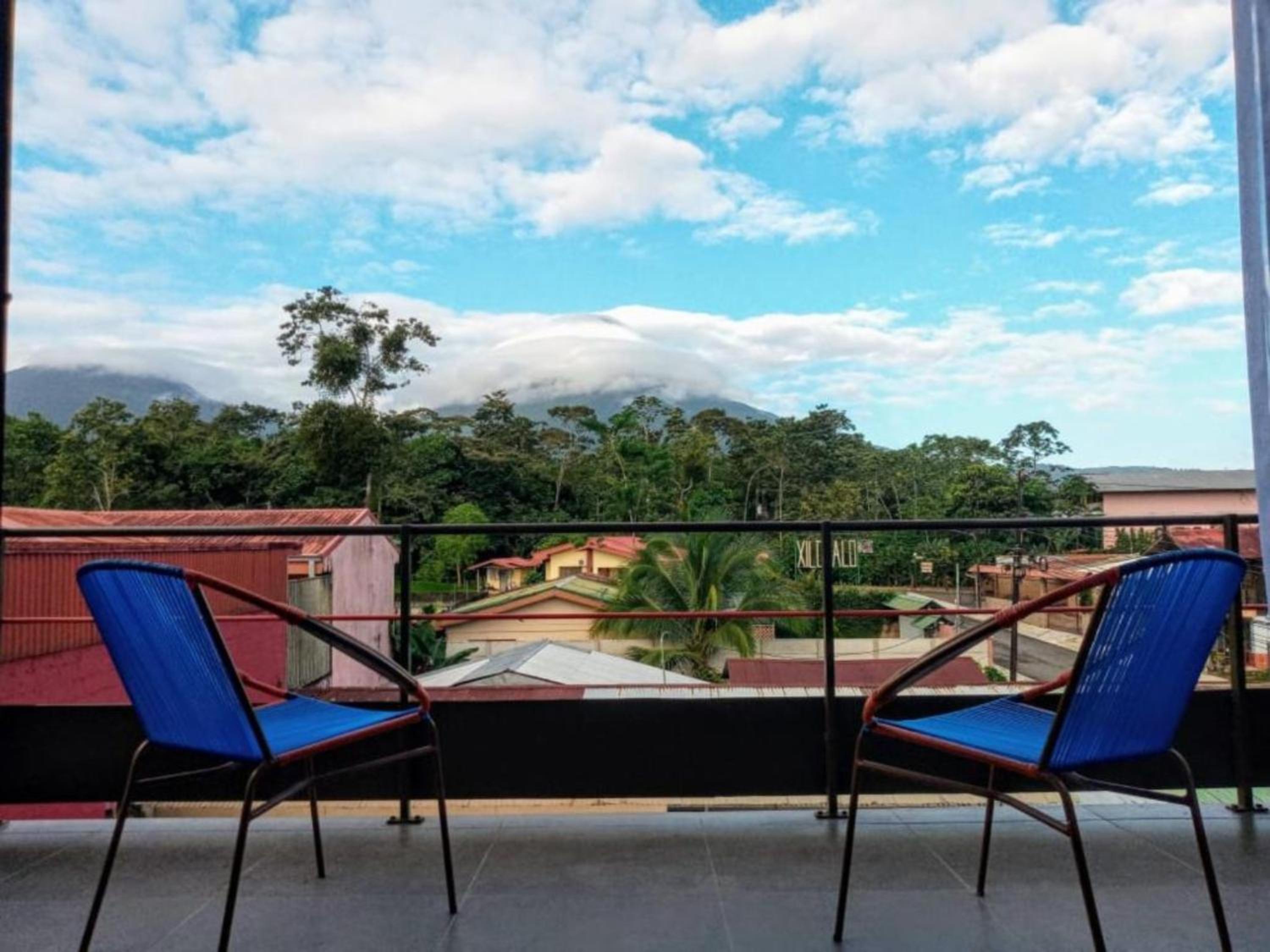 La Fortuna Lodge by Treebu Hotels