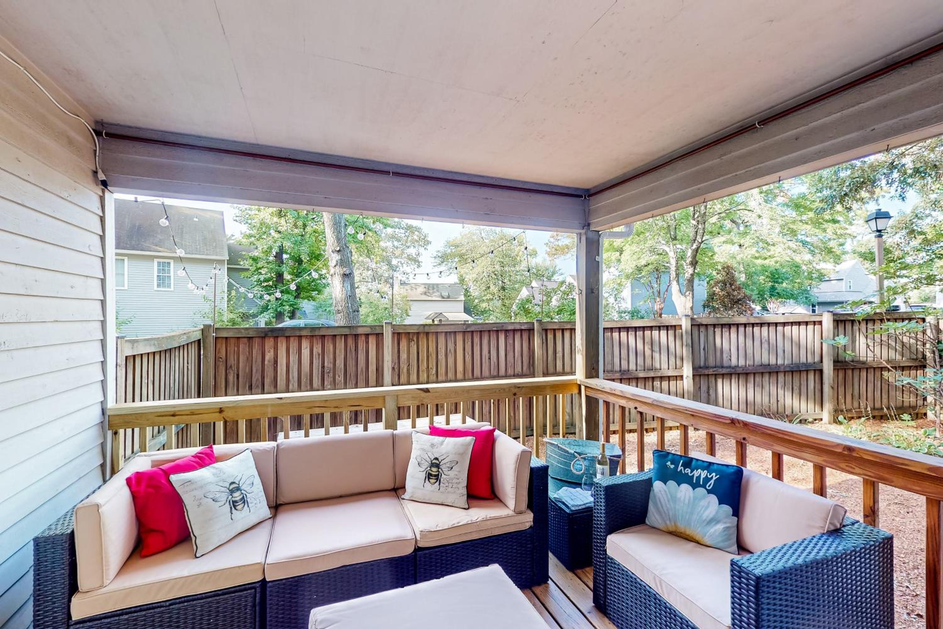 3BR Dog-Friendly Retreat with Fireplace and Patio