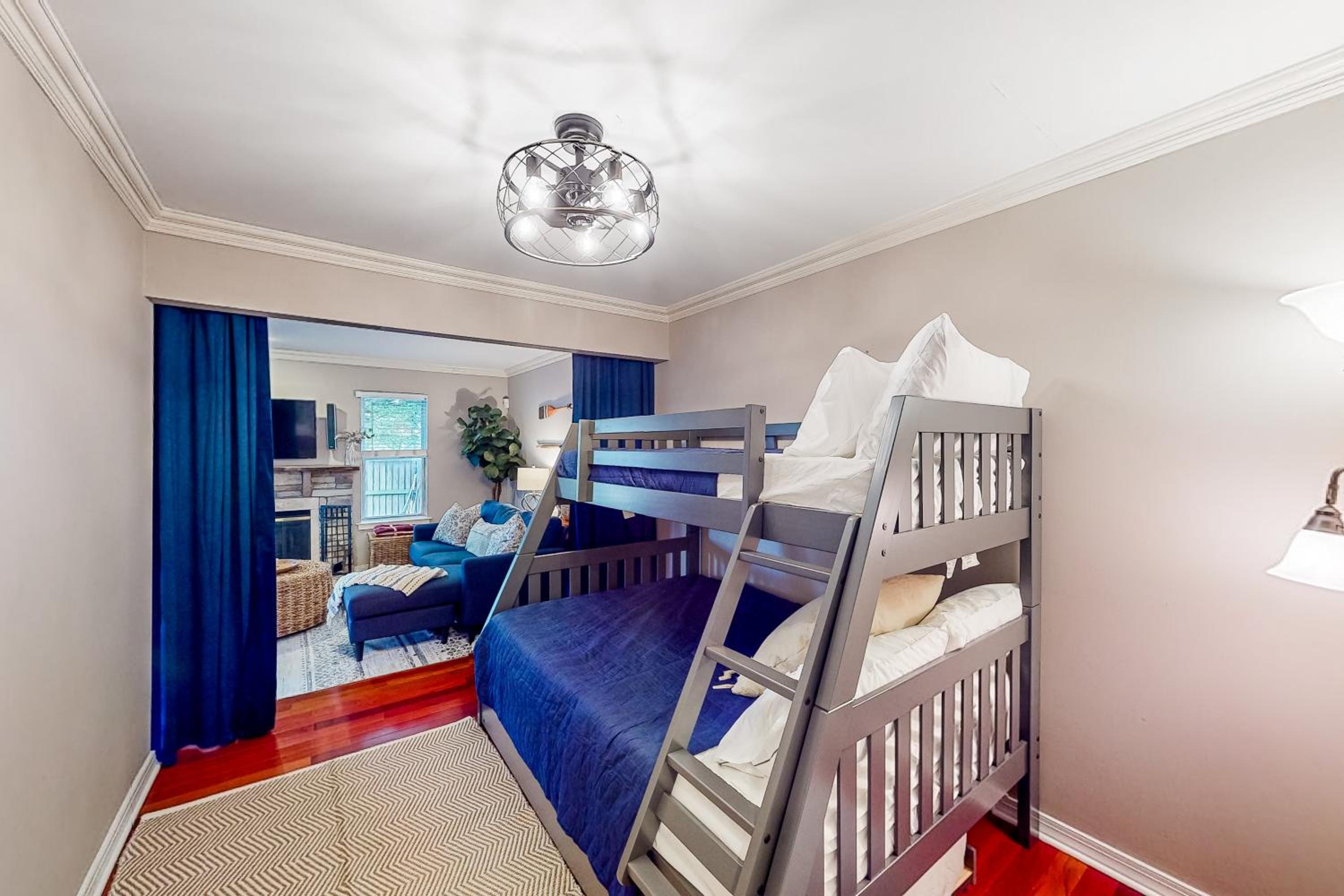 3BR Dog-Friendly Retreat with Fireplace and Patio
