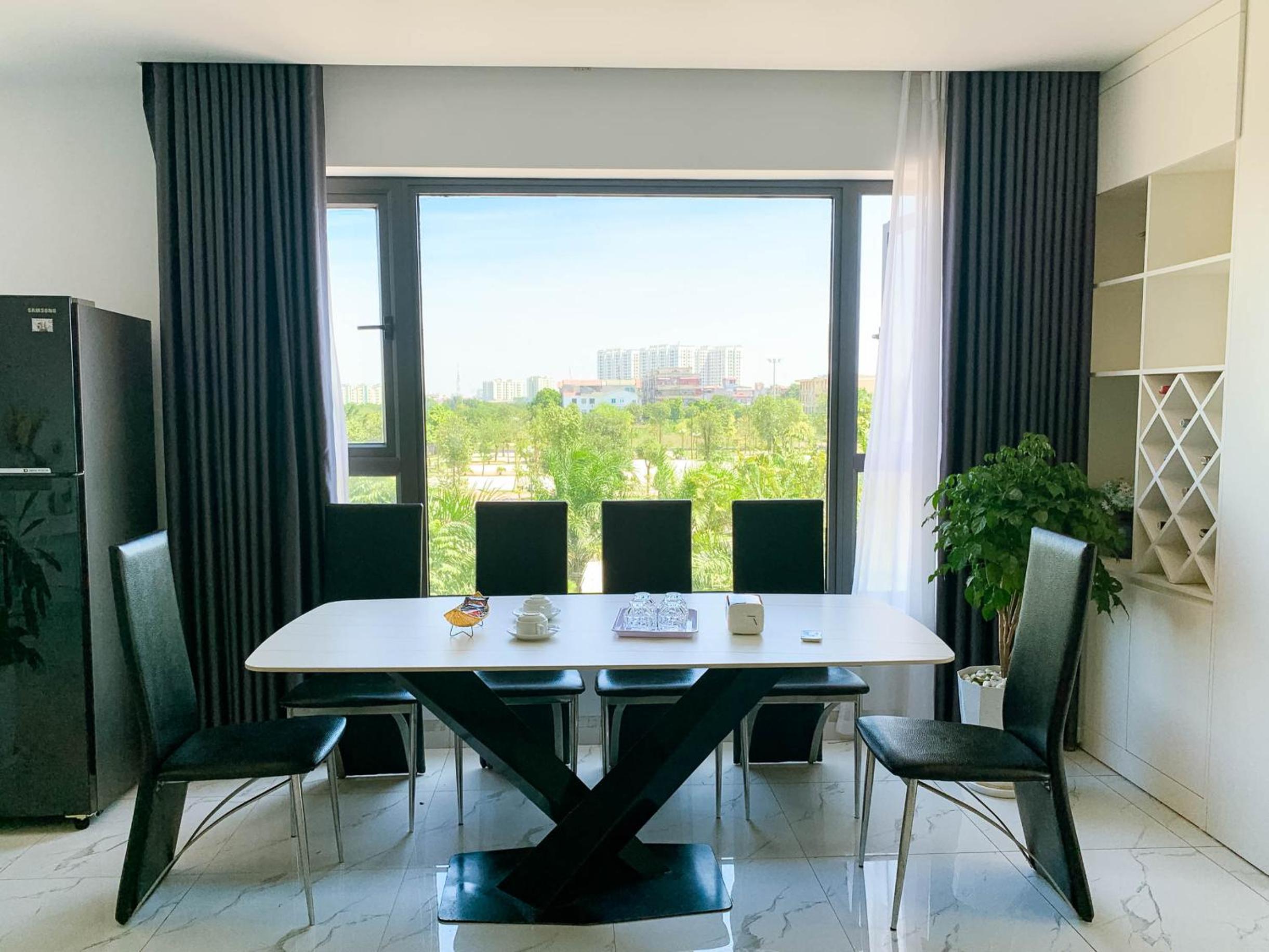Green Line Long Bien - Serviced Apartment - Ngoc Thuy - Hanoi