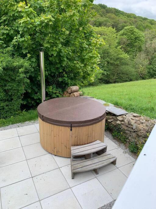 Lower Hill Cottage w/Swedish Hot Tub view 3