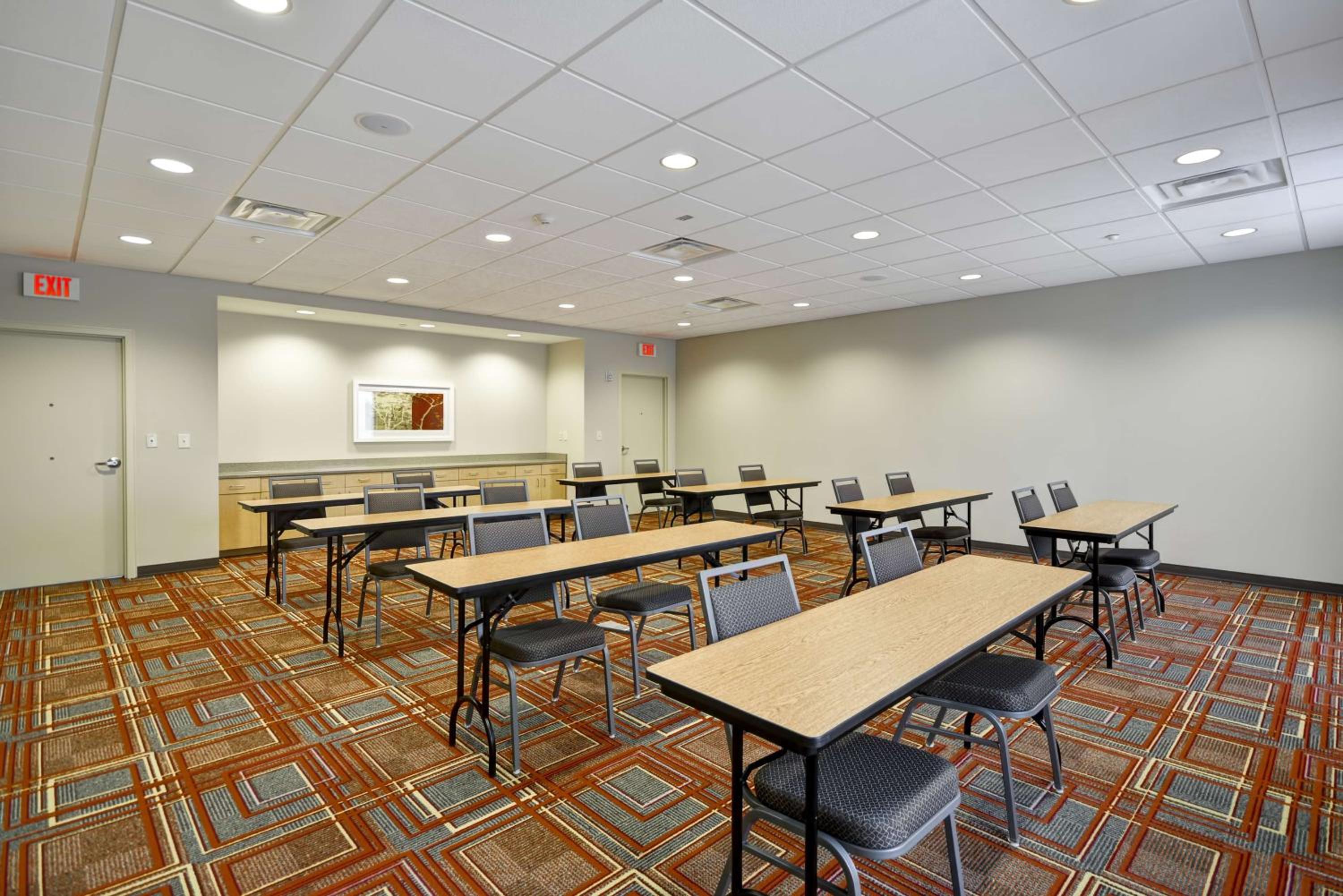 Opelika Vacations - Home2 Suites By Hilton Opelika Auburn - Property Image 10