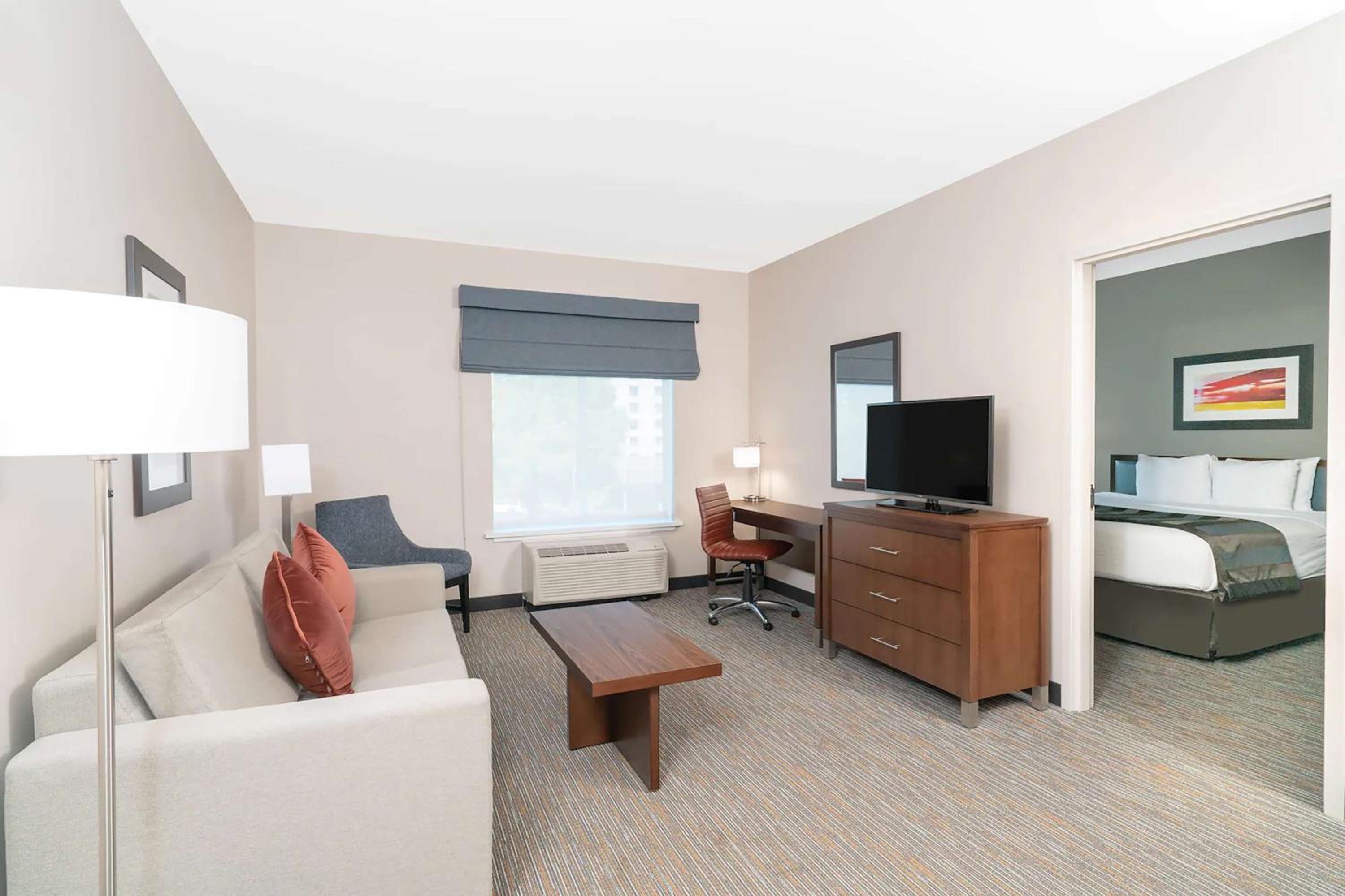 Hampton Inn by Hilton Nashville Airport Century Place - Property Image 7